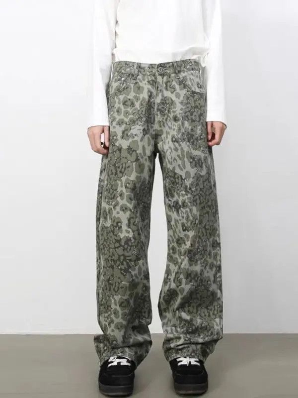 Jean Vintage washed camouflage leopard print baggy jeans Size US 34 / EU 50 - 2 Thumbnail