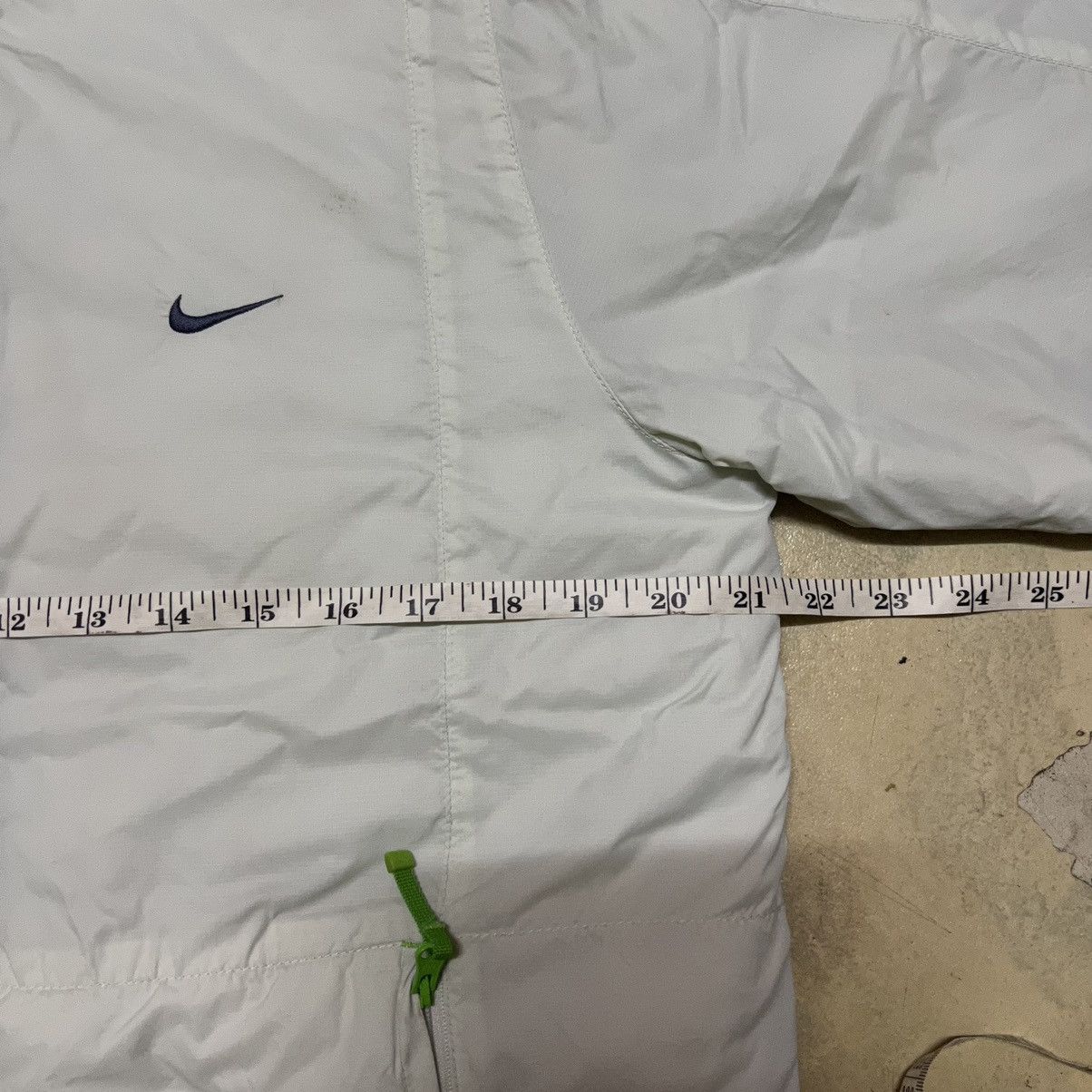 Nike Nike Light Jacket Small Logo Zipper Jacket Size US M / EU 48-50 / 2 - 12 Thumbnail