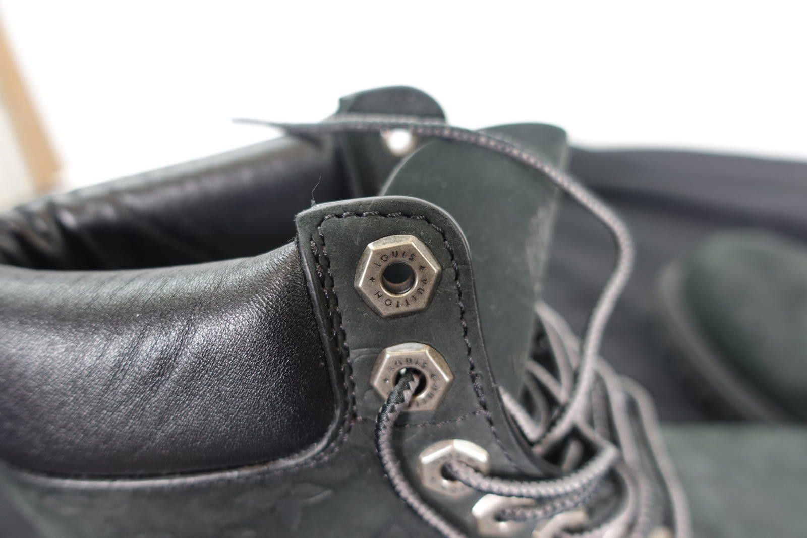 Louis Vuitton Louis Vuitton x Timberland 6 Inch Boot Size US 8 / EU 41 - 7 Thumbnail