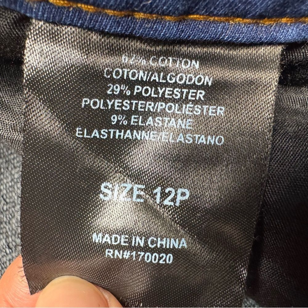 Elie Tahari NWT New Tahari Kelly Mid-Rise Skinny Blue Jeans Size 12 Pet Size 34" / US 12 / IT 48 - 6 Thumbnail