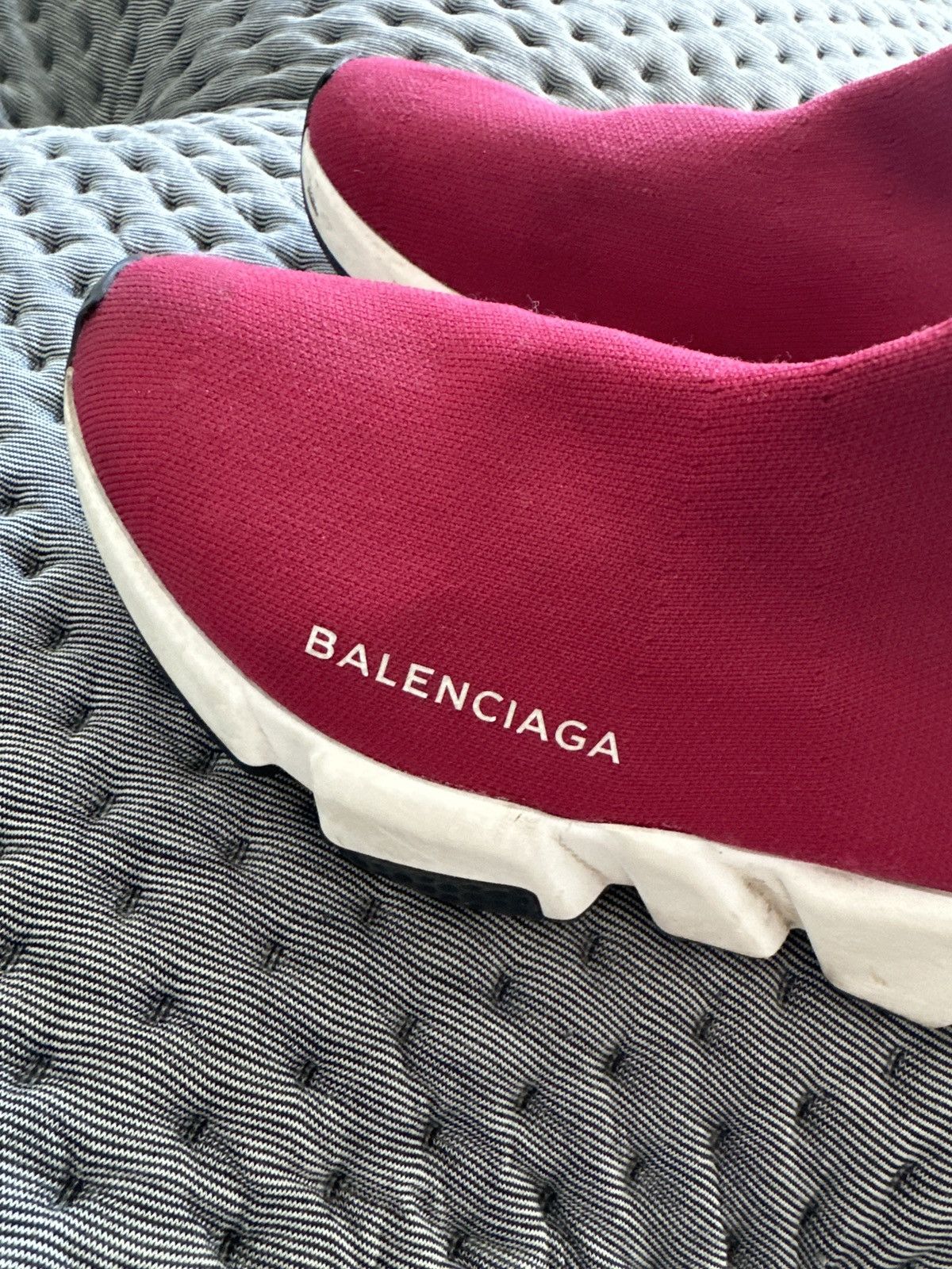 Balenciaga speed trainer maroon best sale