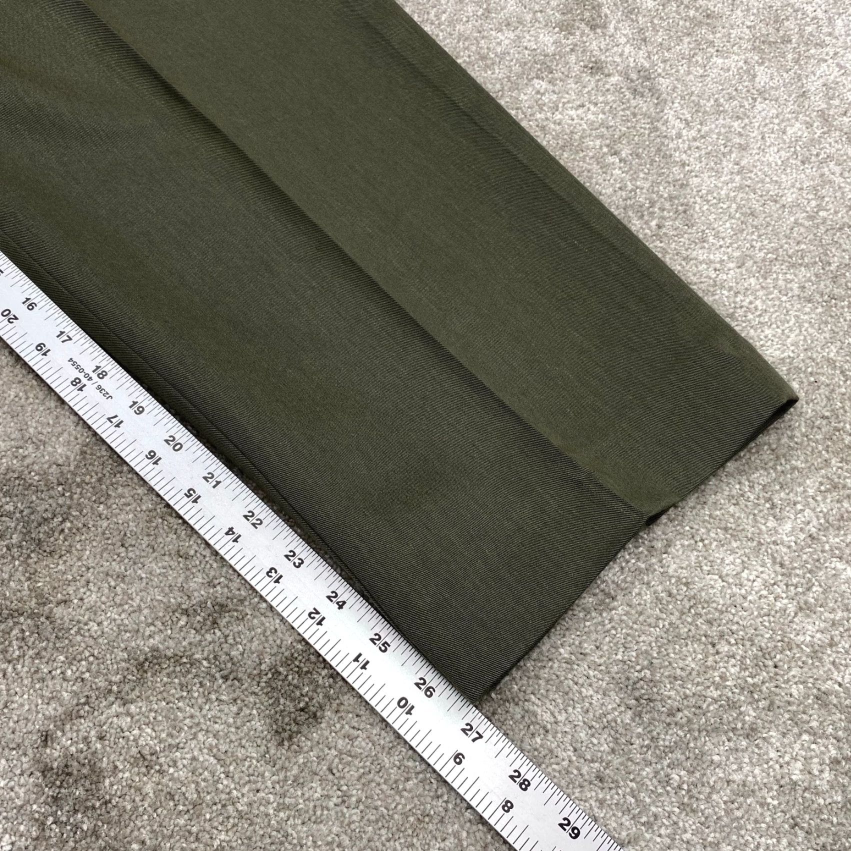 Olive Ocean Drive Khaki Pants Mens 40x27 Olive Classic Fit Workwear Casual Solid Green Cotton Polyester Rayon Slim? No—use original words only Size US 40 / EU 56 - 6 Thumbnail
