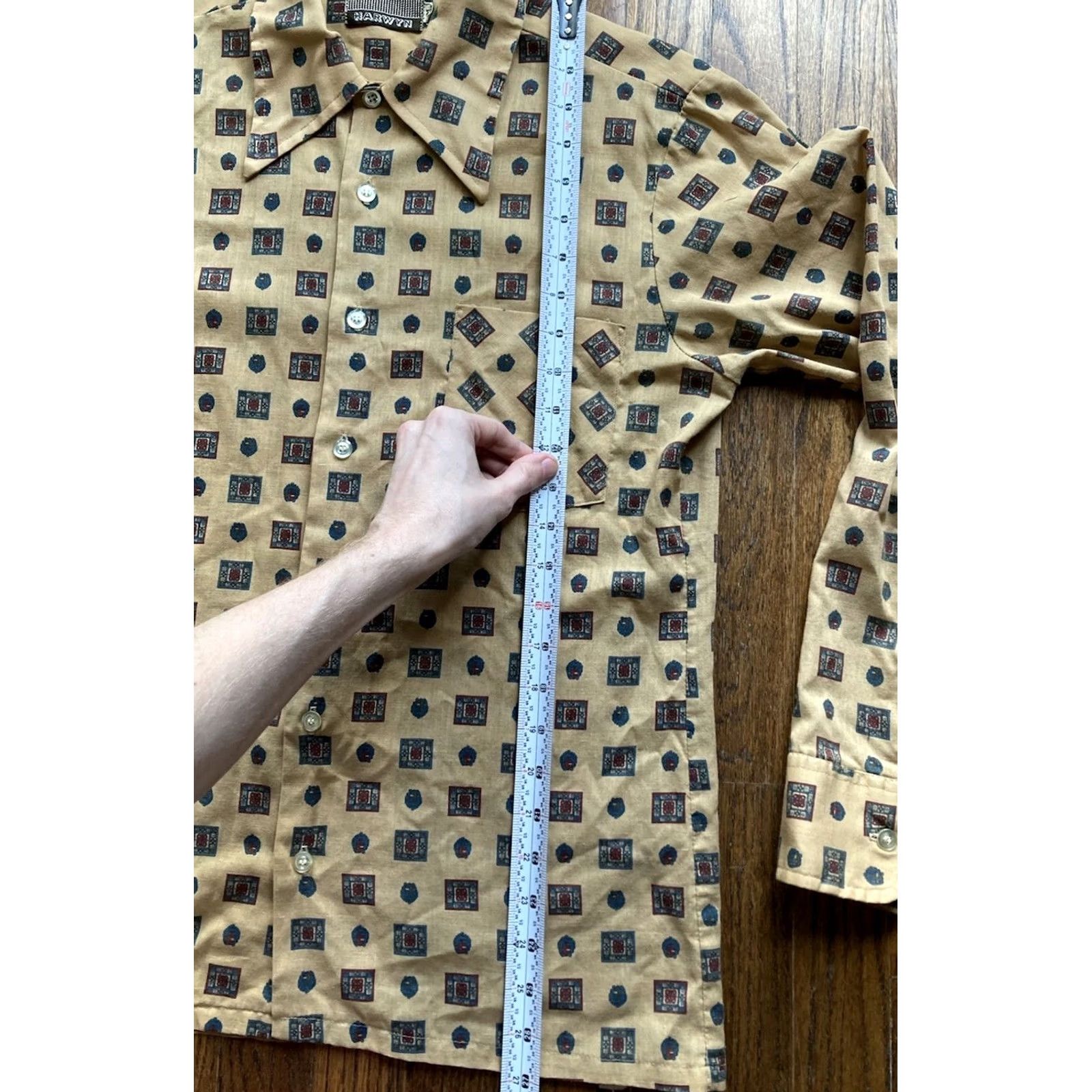 Vintage VINTAGE Harwyn Shirt Mens M Beige Long Sleeve Button-Up Geometric 60s Rockabilly Medallion Retro 70s Casual Mens Size US M / EU 48-50 / 2 - 7 Thumbnail
