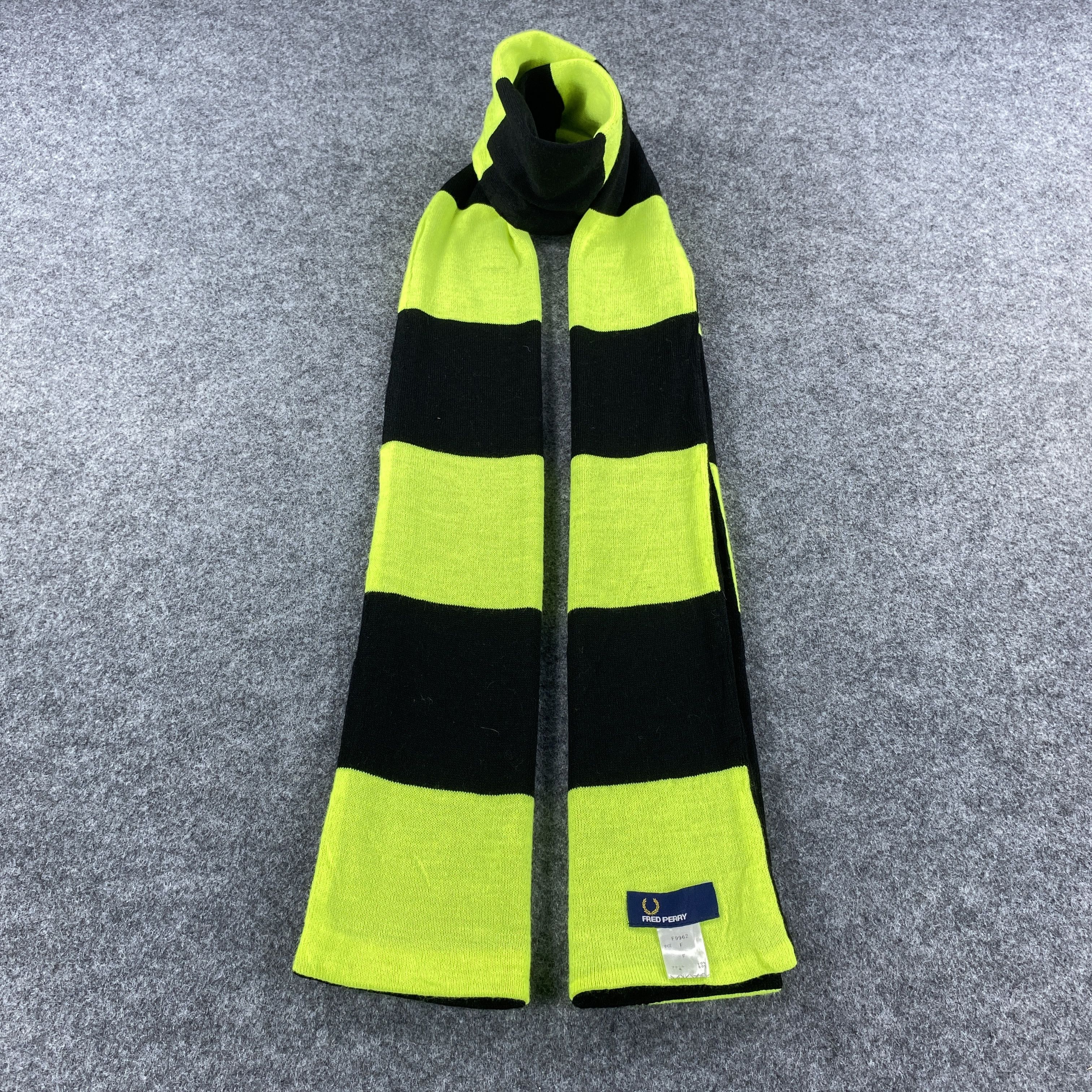 Fred Perry × Vintage Fred Perry Scarf # Muffler # Neckwear # D632 Size ONE SIZE - 1 Thumbnail