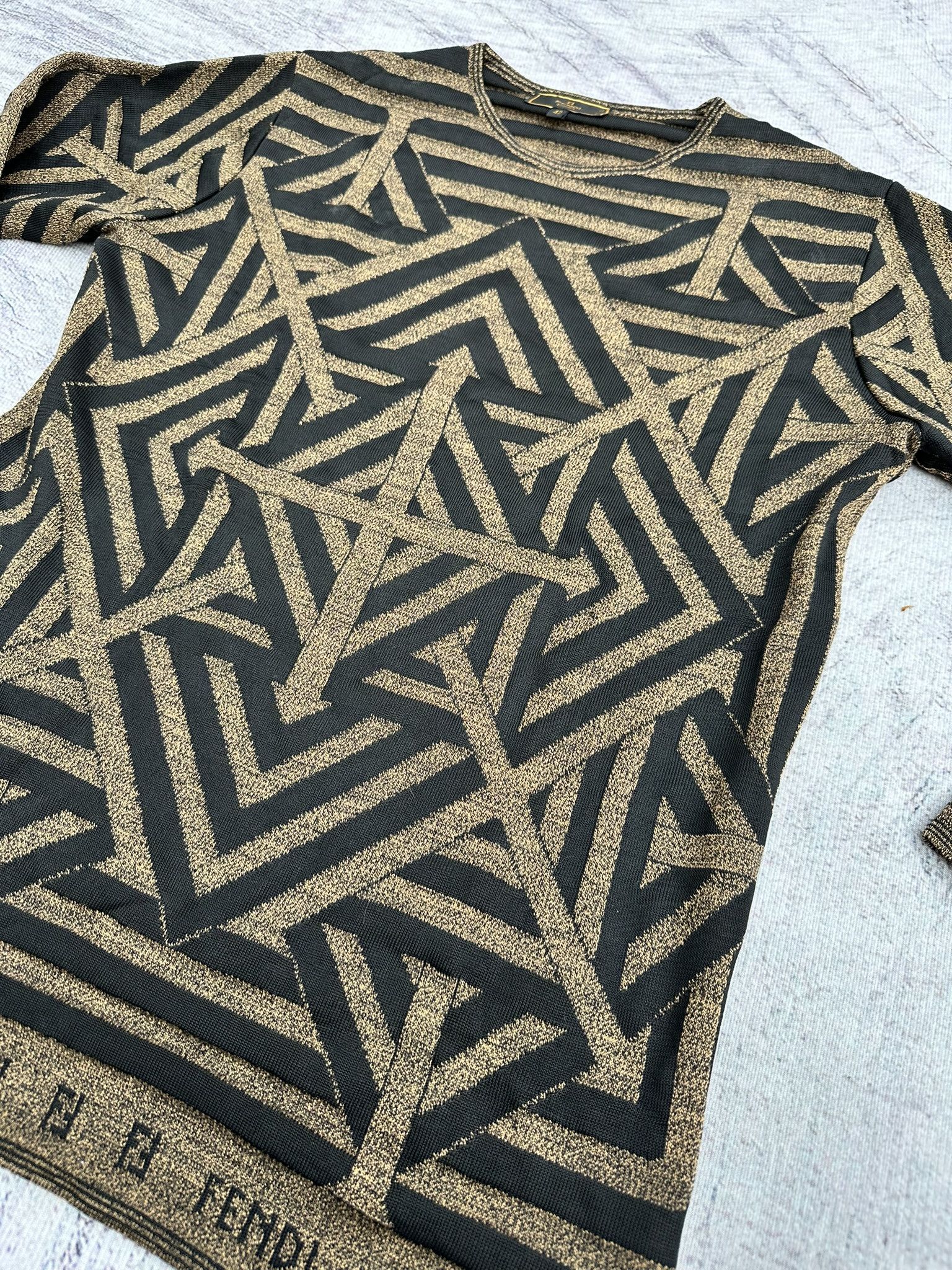 Fendi Fendi Light Sweater Vintage Geometric Logo Brown and Black Size US S / EU 44-46 / 1 - 3 Thumbnail
