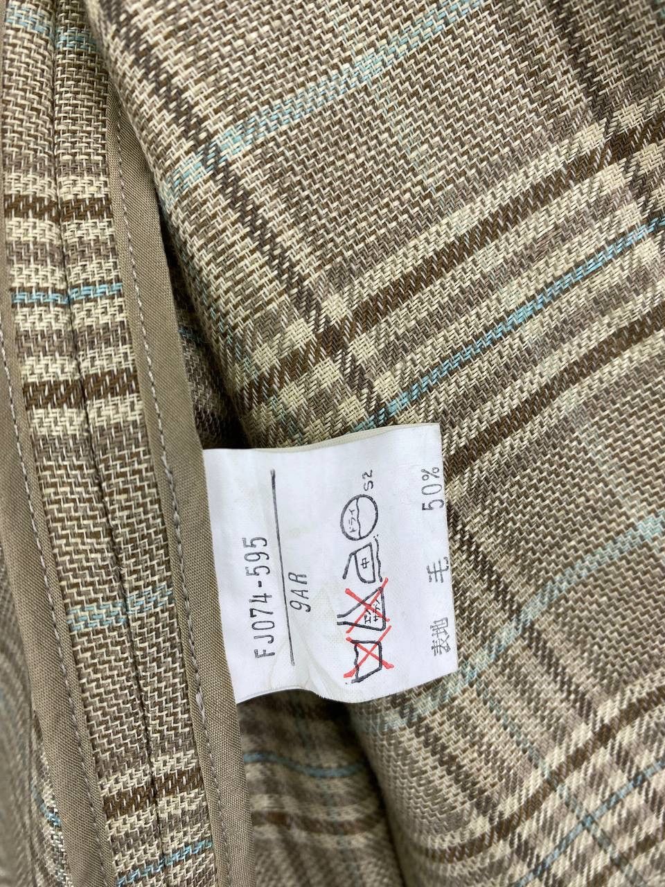 Burberry Vintage Burberry Checkered Wool Coat Blazer Jacket Size M / US 6-8 / IT 42-44 - 7 Thumbnail