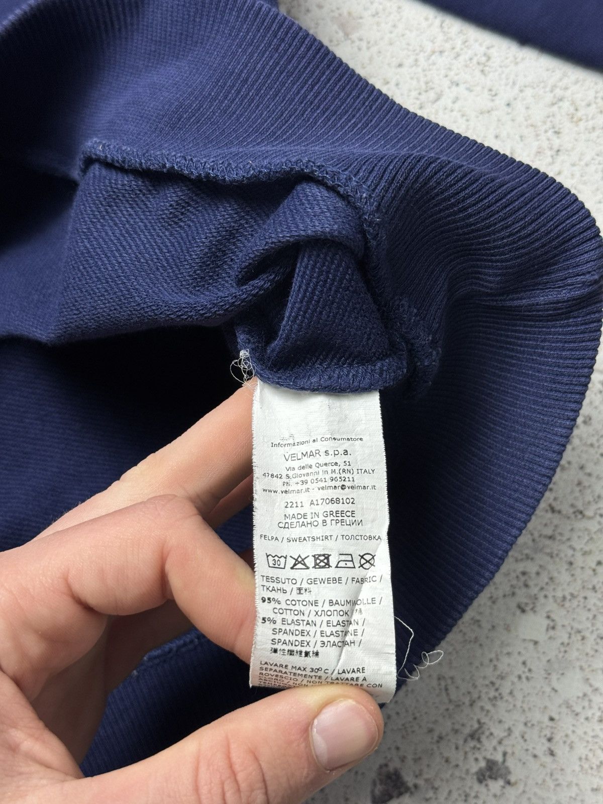 Moschino × Vintage Moschino Men's Logo-tape Crew Sweatshirt Blue M Size US M / EU 48-50 / 2 - 11 Thumbnail