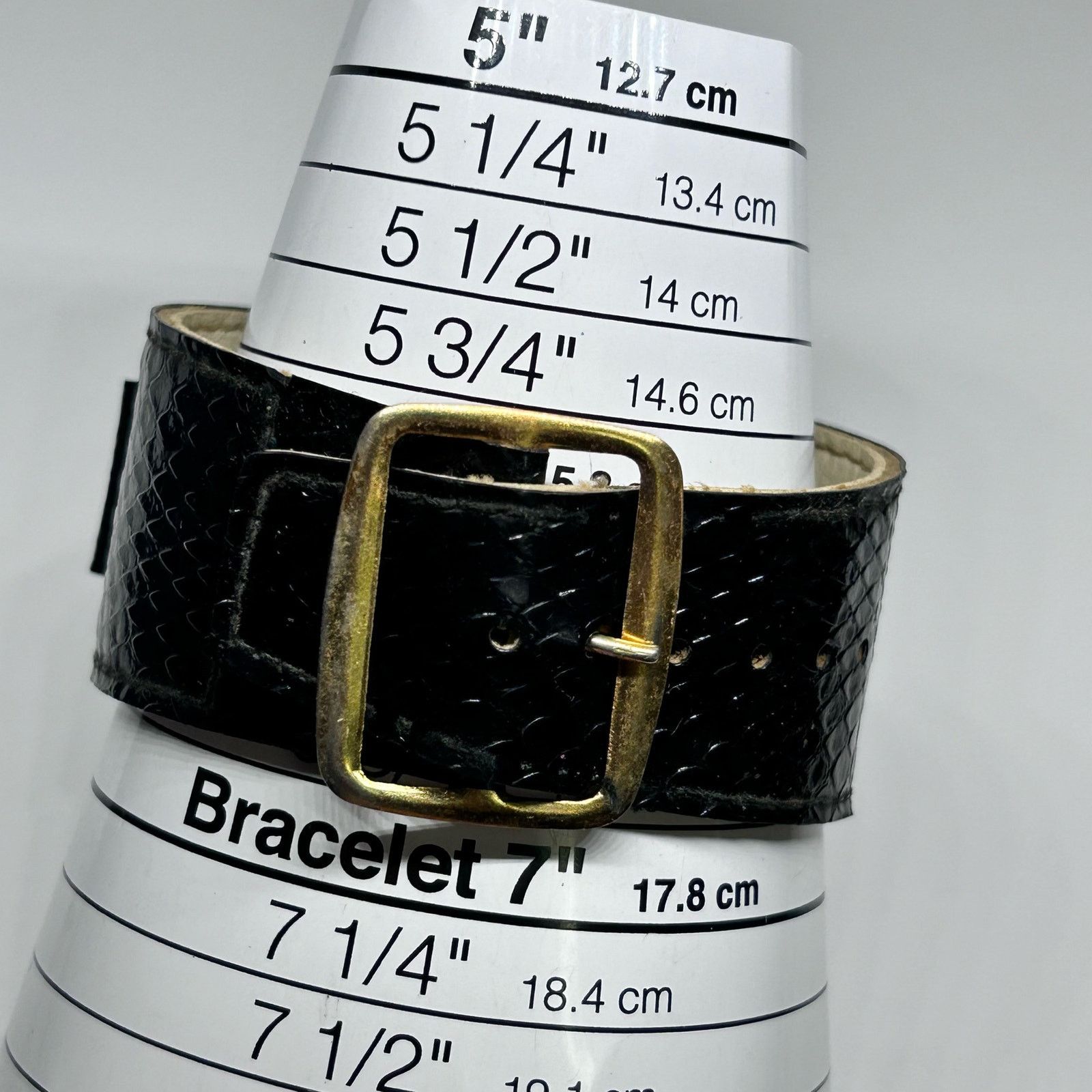 Other Q&Q Gold Tone Women’s Vintage Watch Black Strap St. Steel Size ONE SIZE - 7 Thumbnail