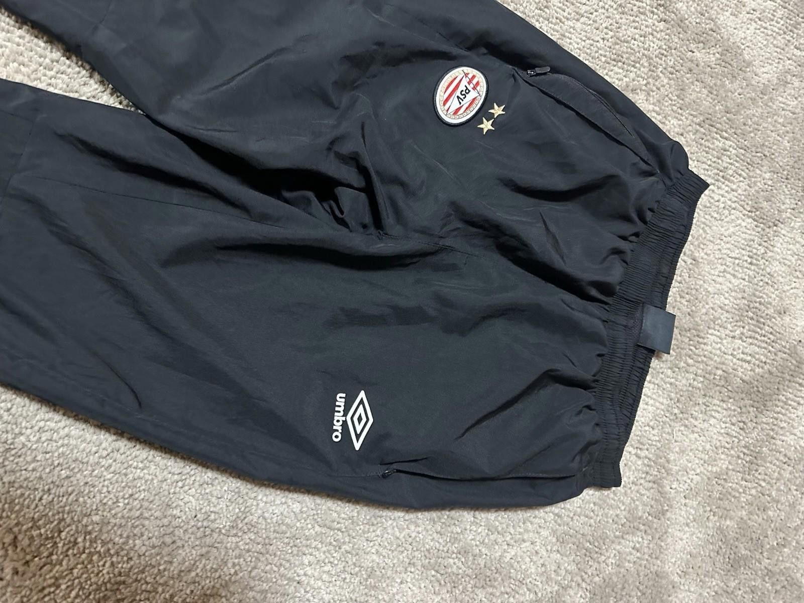 Umbro Umbro PSV FOOTBALL SOCCER Training Woven Suit sz S Size US S / EU 44-46 / 1 - 10 Thumbnail