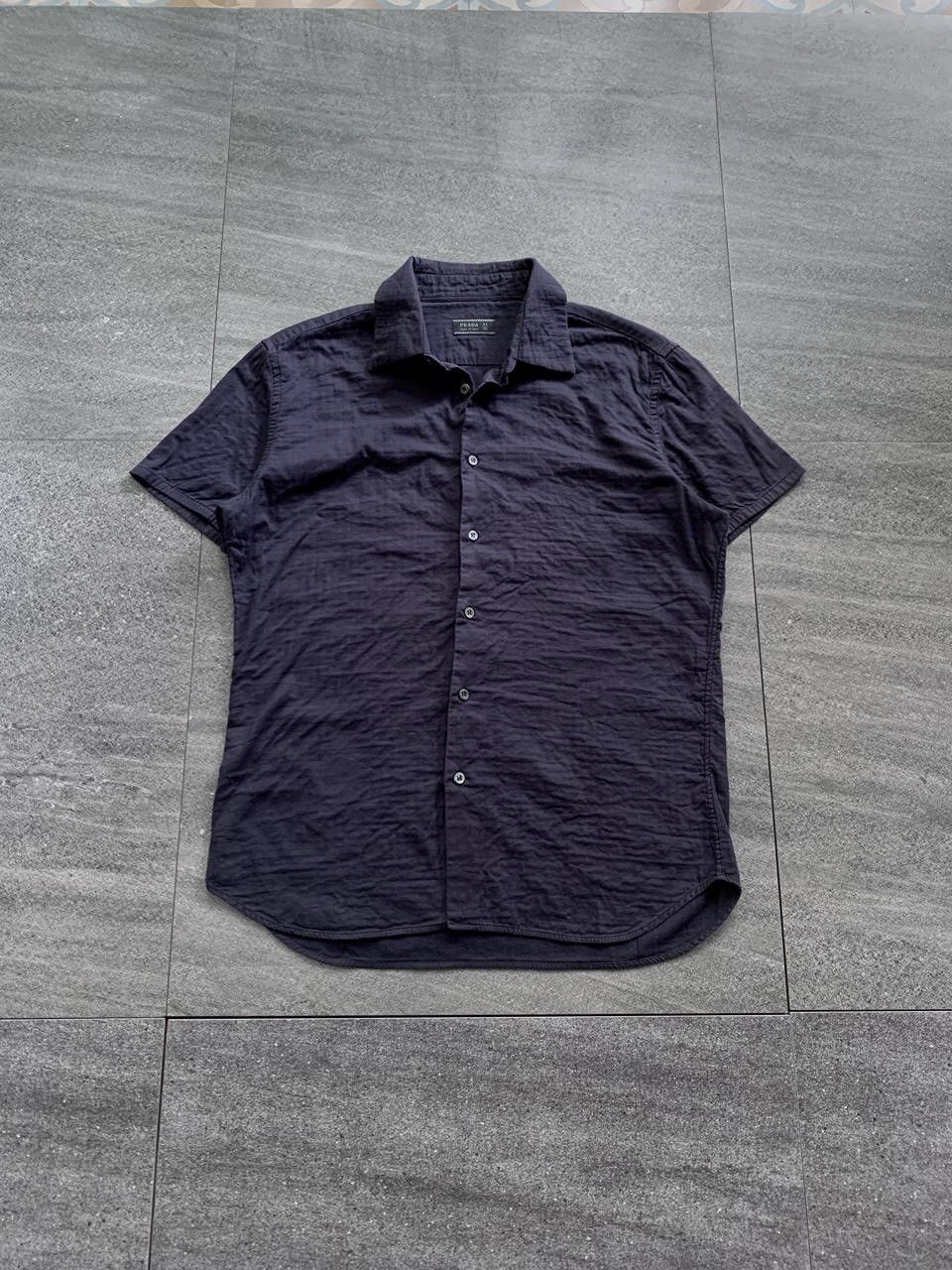Prada FREE TAX! Soft Pleated SS Shirt Size US M / EU 48-50 / 2 - 2 Thumbnail