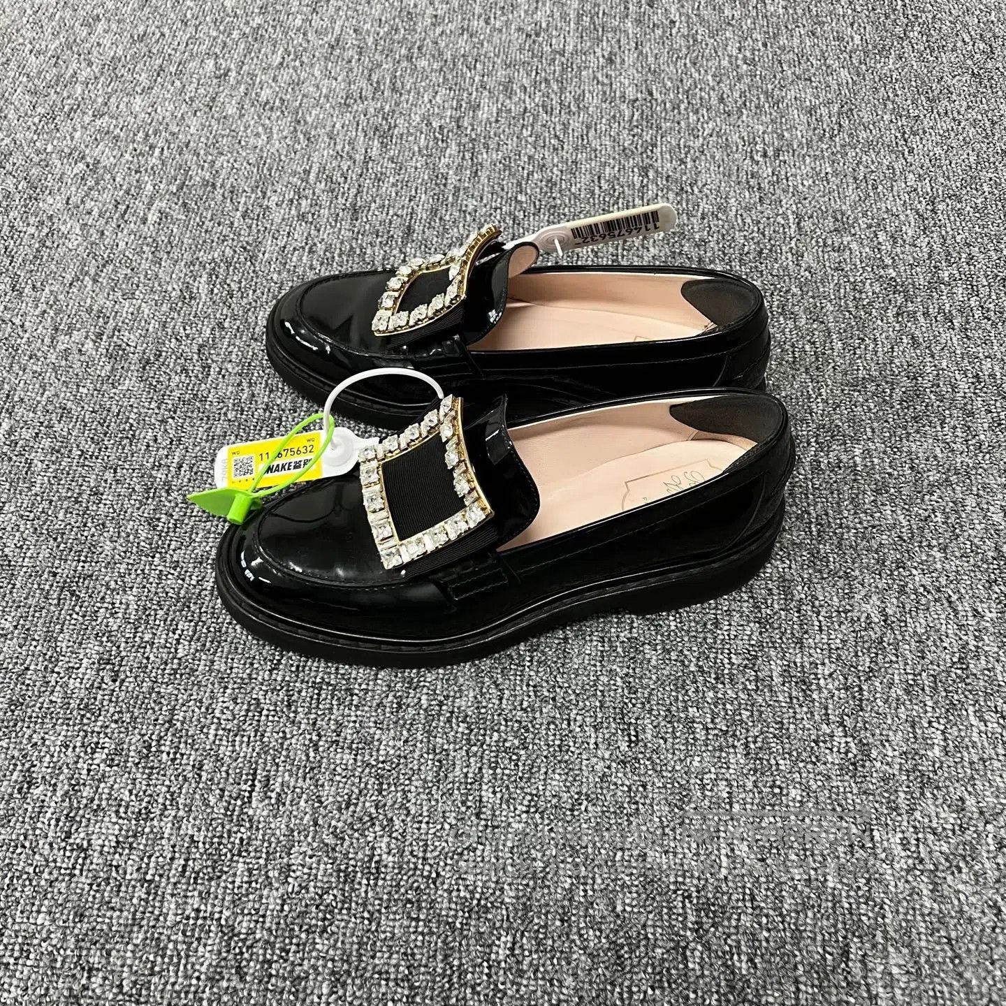 Roger Vivier Roger Vivier SIilver button Le Fu Shoes| Size US 9 / IT 39 - 2 Thumbnail