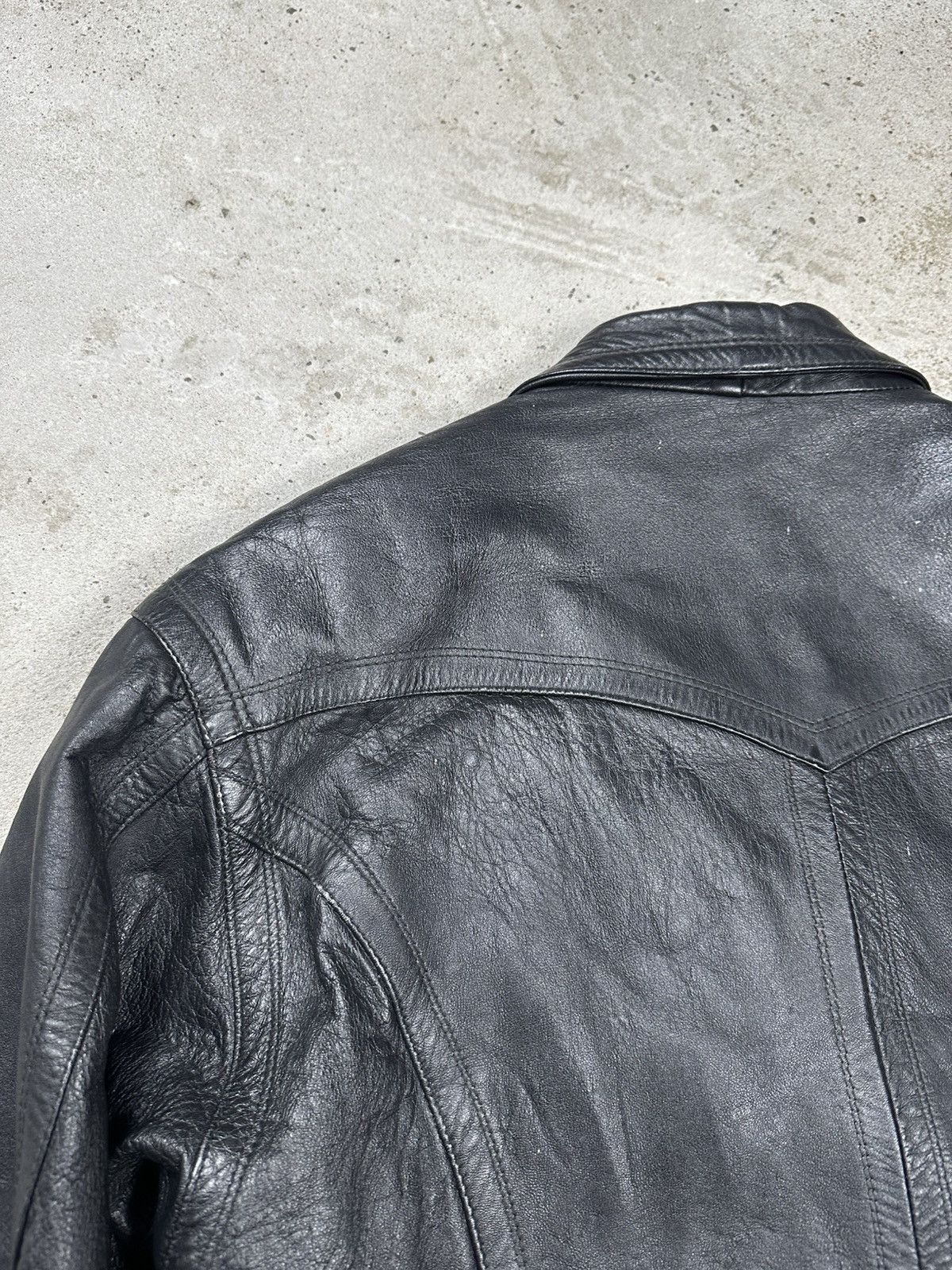 Vintage Vintage Y2K Moto Biker Style Black Cropped Leather Jacket Size US S / EU 44-46 / 1 - 14 Thumbnail