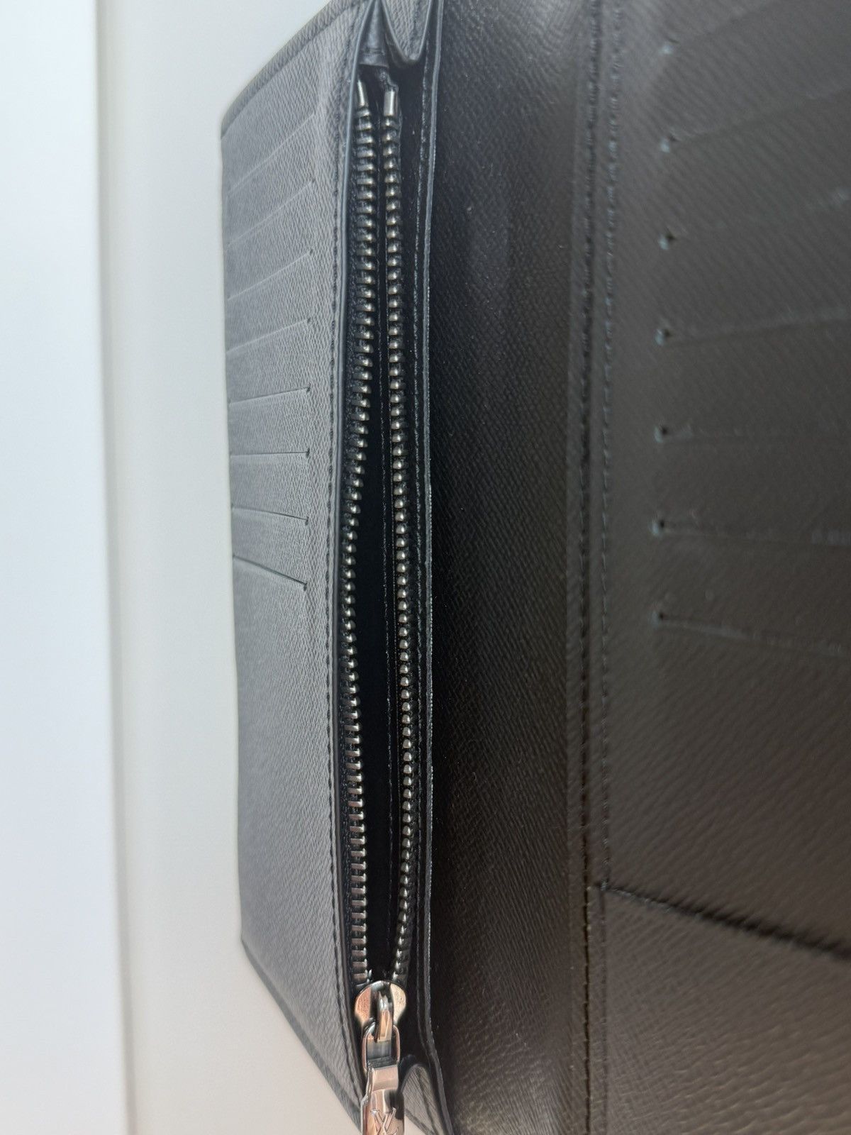 Louis Vuitton Louis Vuitton Brazza Wallet Monogram Eclipse Canvas Size ONE SIZE - 7 Thumbnail