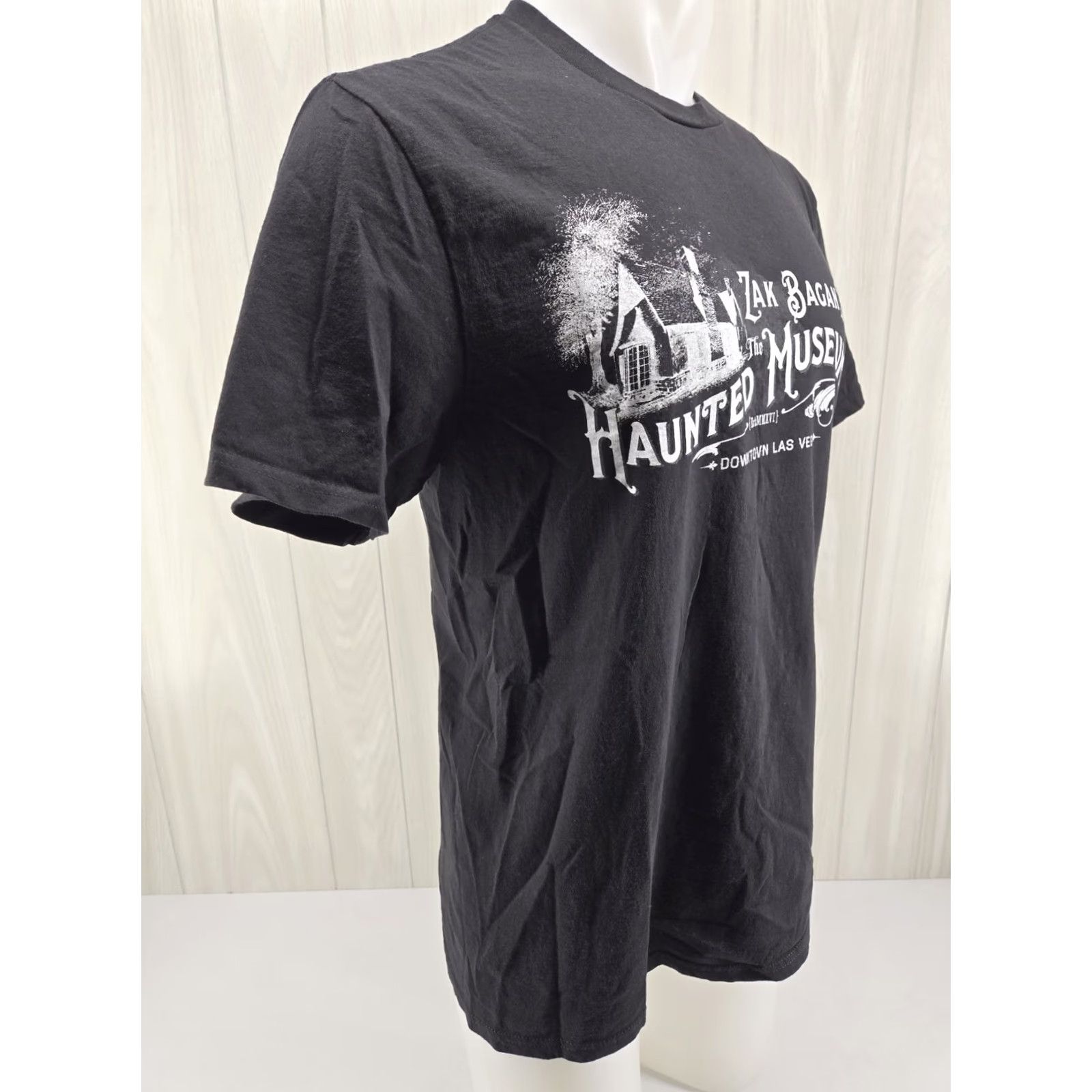 Vintage Zak Bagans Haunted Museum Las Vegas Black Large T-shirt Ghost Adventures Men XL Size US L / EU 52-54 / 3 - 6 Thumbnail