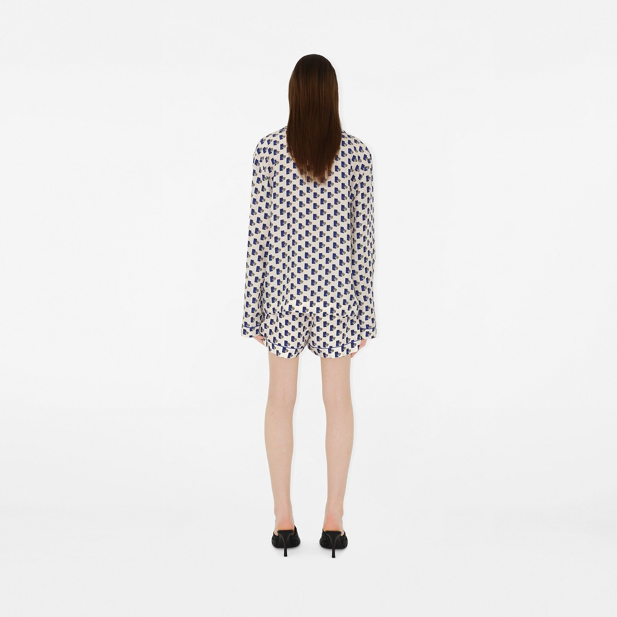 Burberry o1w1db10426 Postbox Silk Pyjama Shirt in Multicolor Size M / US 6-8 / IT 42-44 - 4 Thumbnail