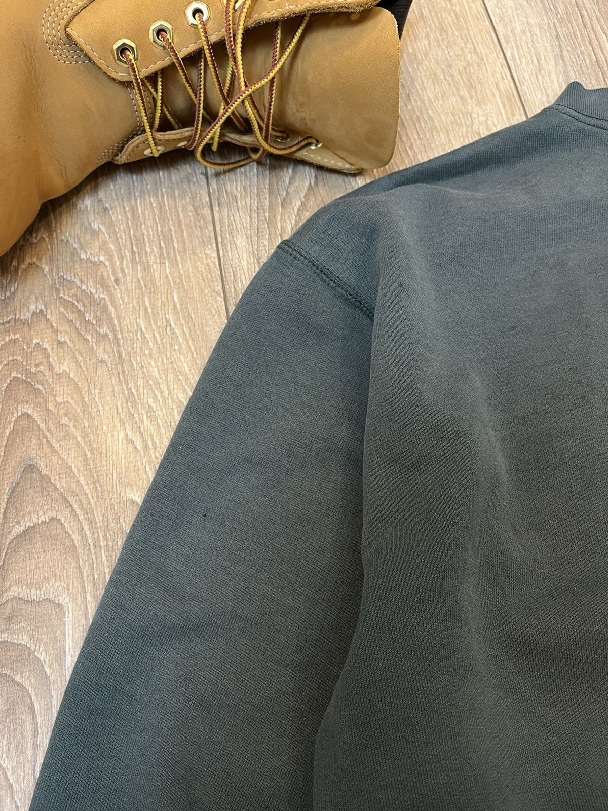 Carhartt ♻️CARHARTT DISTRESSED BOXY FIT FADED VINTAGE SWEATSHIRT Size US L / EU 52-54 / 3 - 11 Thumbnail