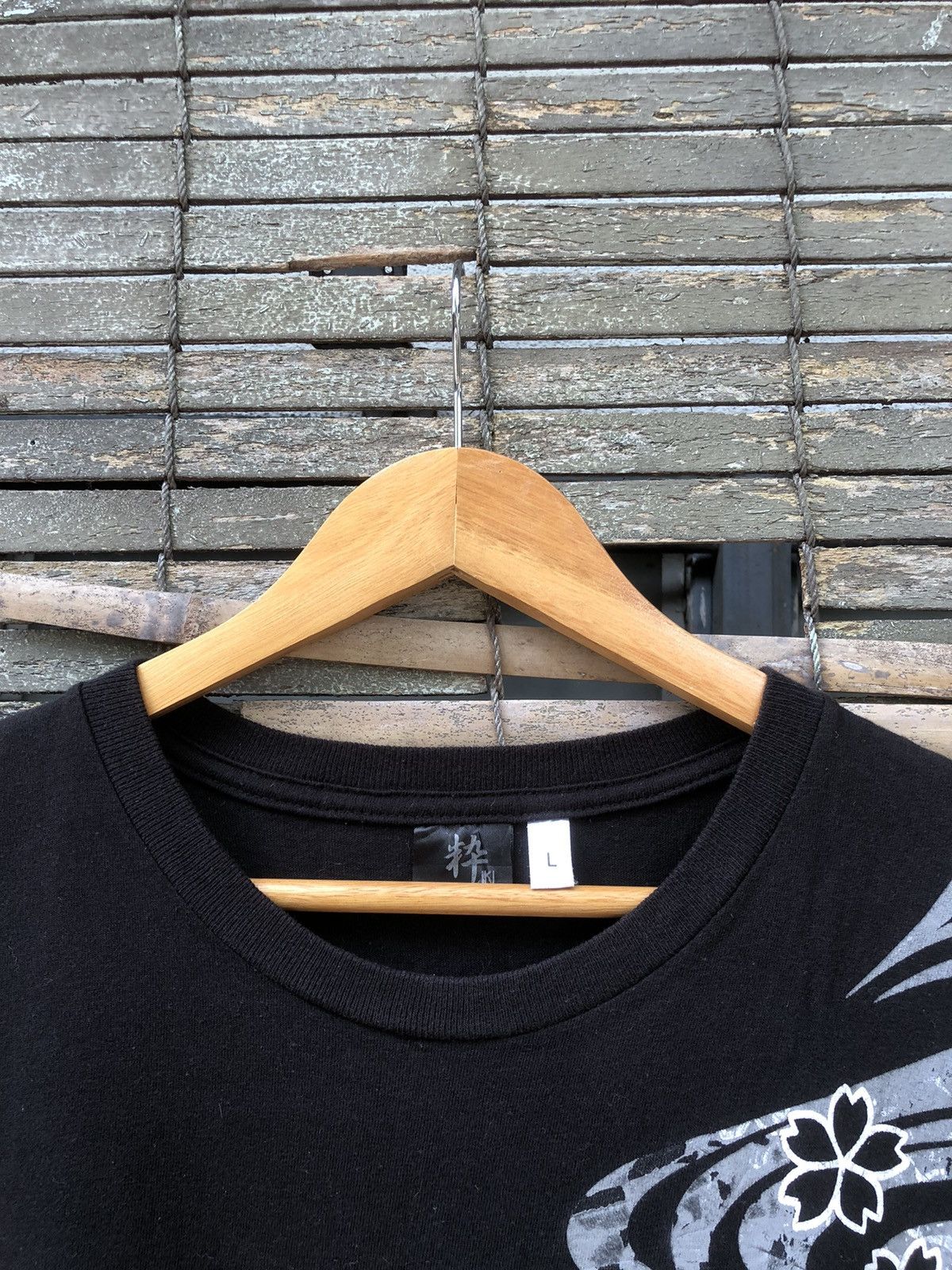 Japanese Brand × Toyo Enterprises × Vintage Vintage 90s Japanese Brands Sukajan Koi Fish Tshirt Size US L / EU 52-54 / 3 - 8 Thumbnail
