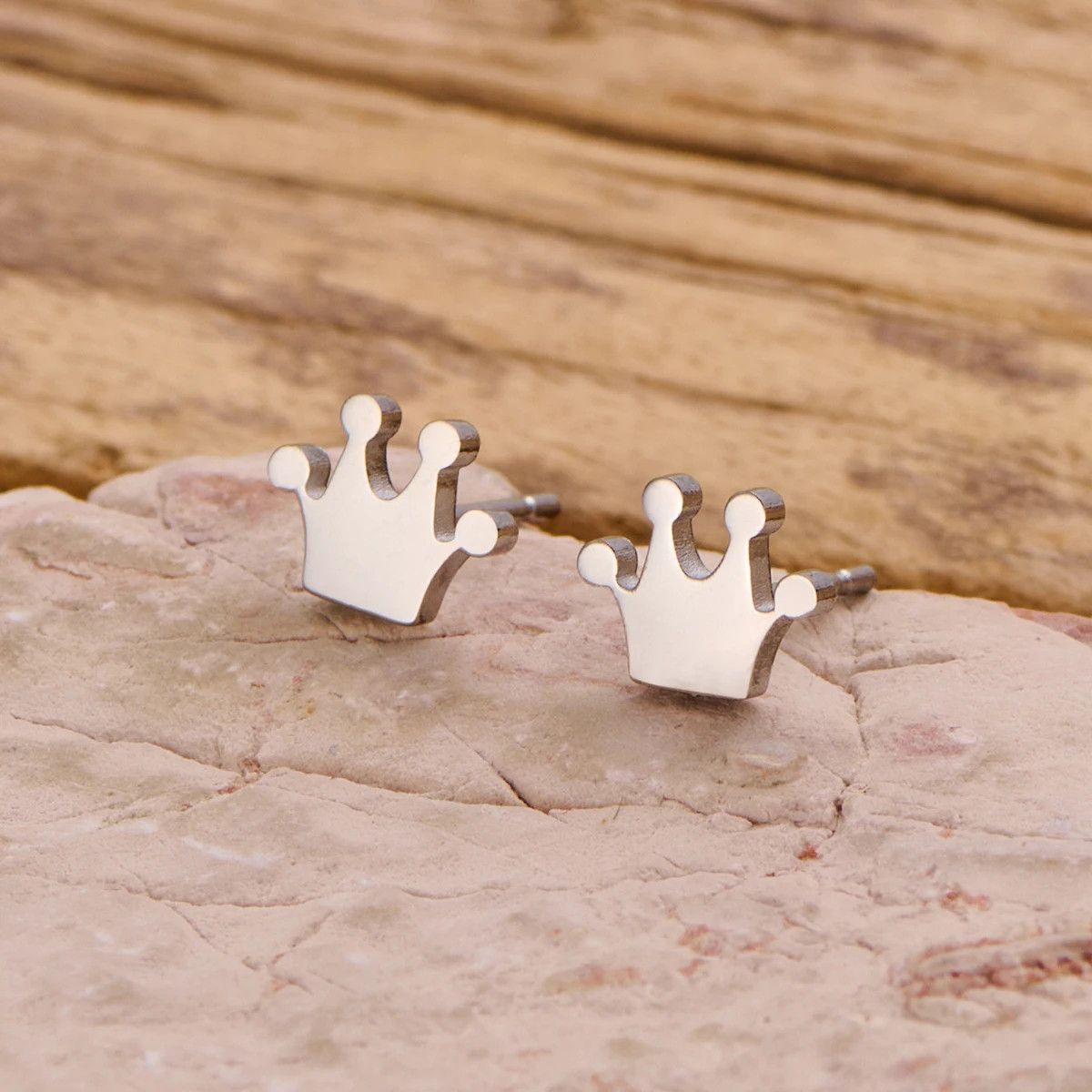 Jewelry Mini Crown Earrings Charm Earring Gift Size ONE SIZE - 1 Preview