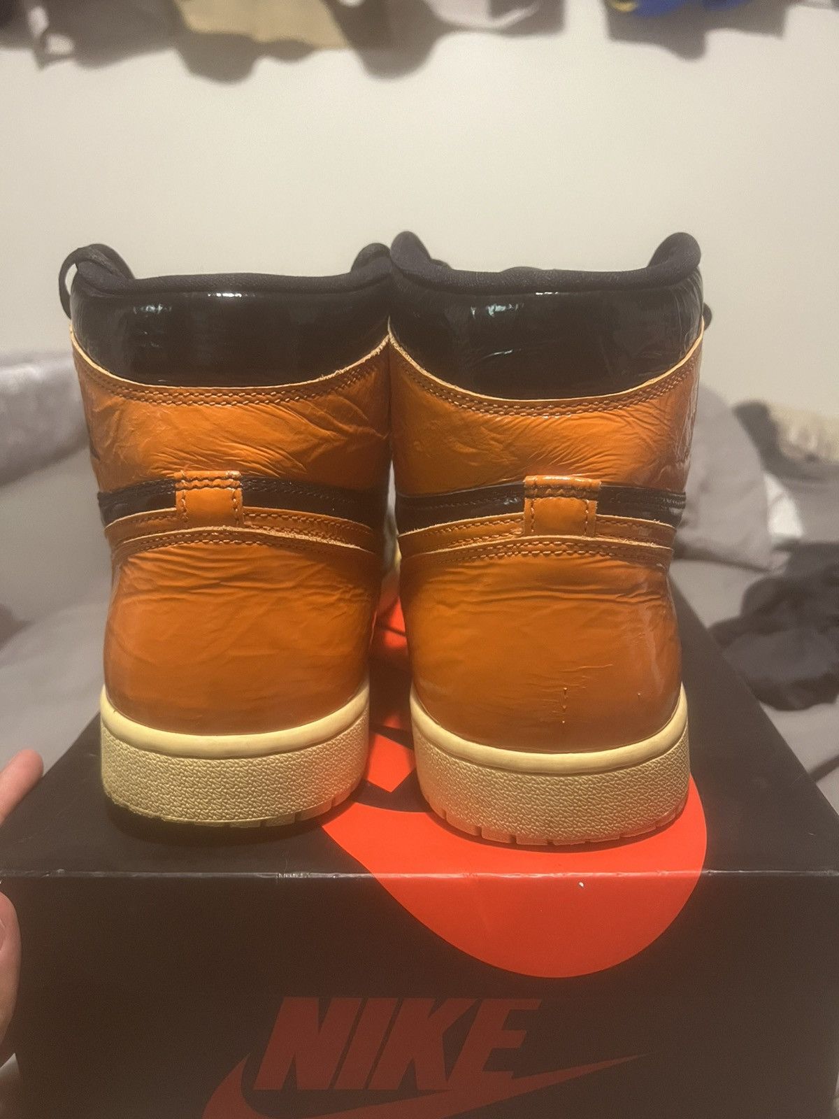 Jordan Brand Air Jordan 1 Retro High Shattered Backboard 3.0 Size US 11 / EU 44 - 2 Thumbnail