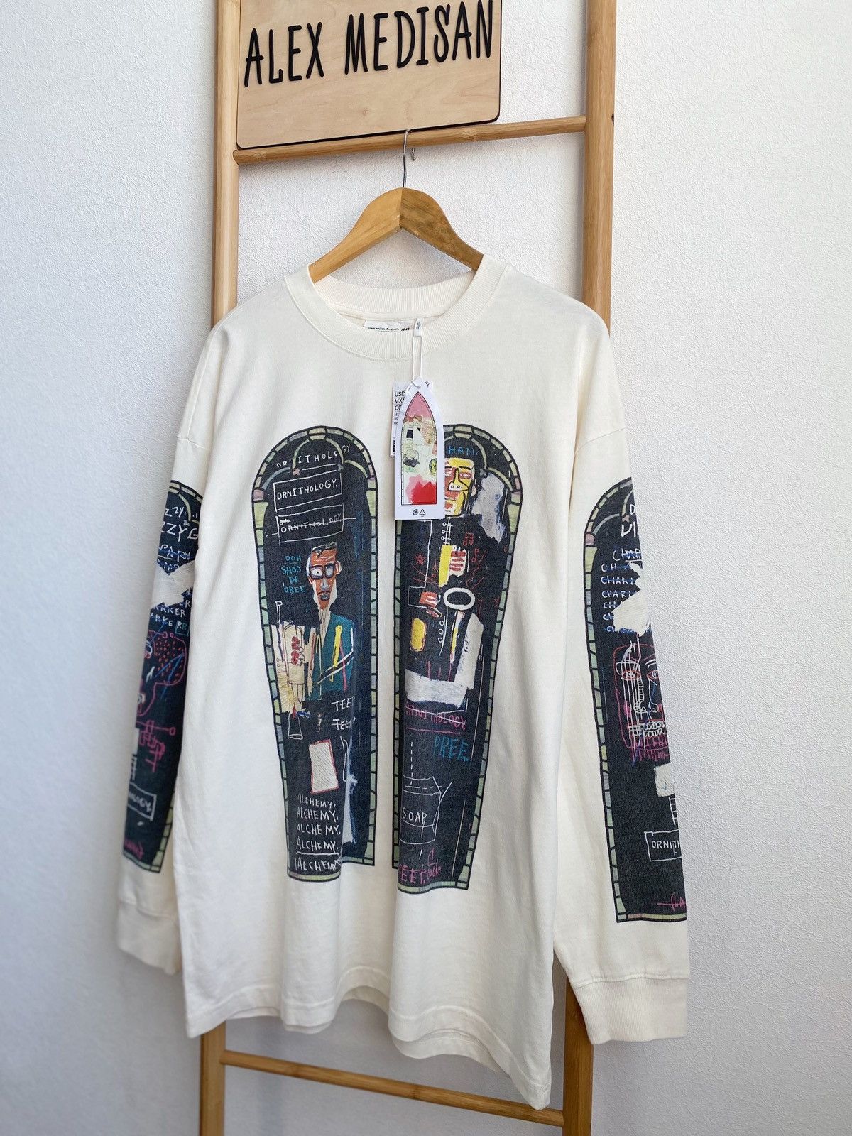 H&M × Jean-Michel Basquiat × Who Decides War WHO DECIDES WAR x BASQUIAT x H&M LONG SLEEVE RELAXED T-SHIRT Size US L / EU 52-54 / 3 - 1 Thumbnail