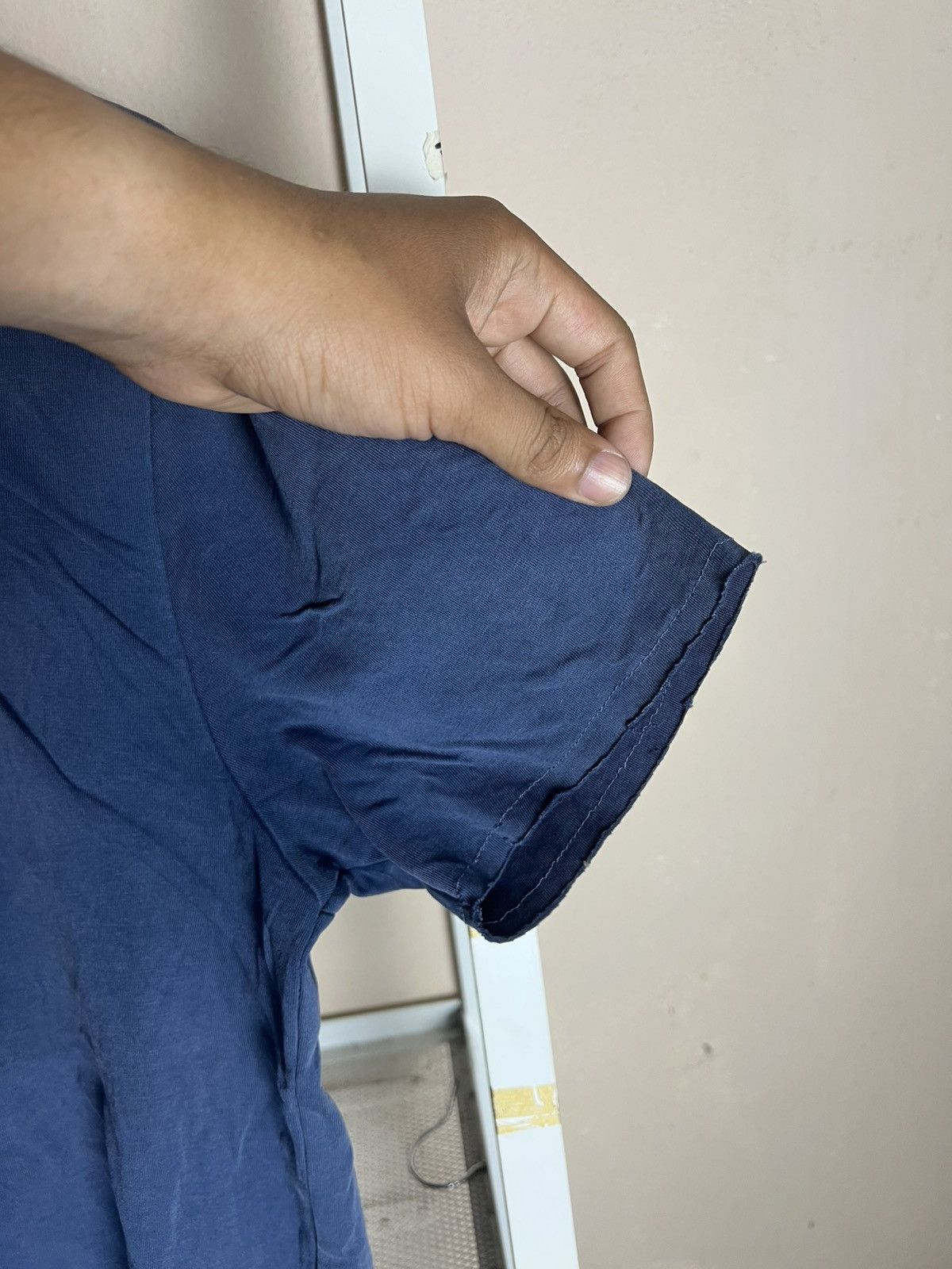 Balenciaga Balenciaga Plain Tee Distress Fadedd Size US S / EU 44-46 / 1 - 4 Thumbnail