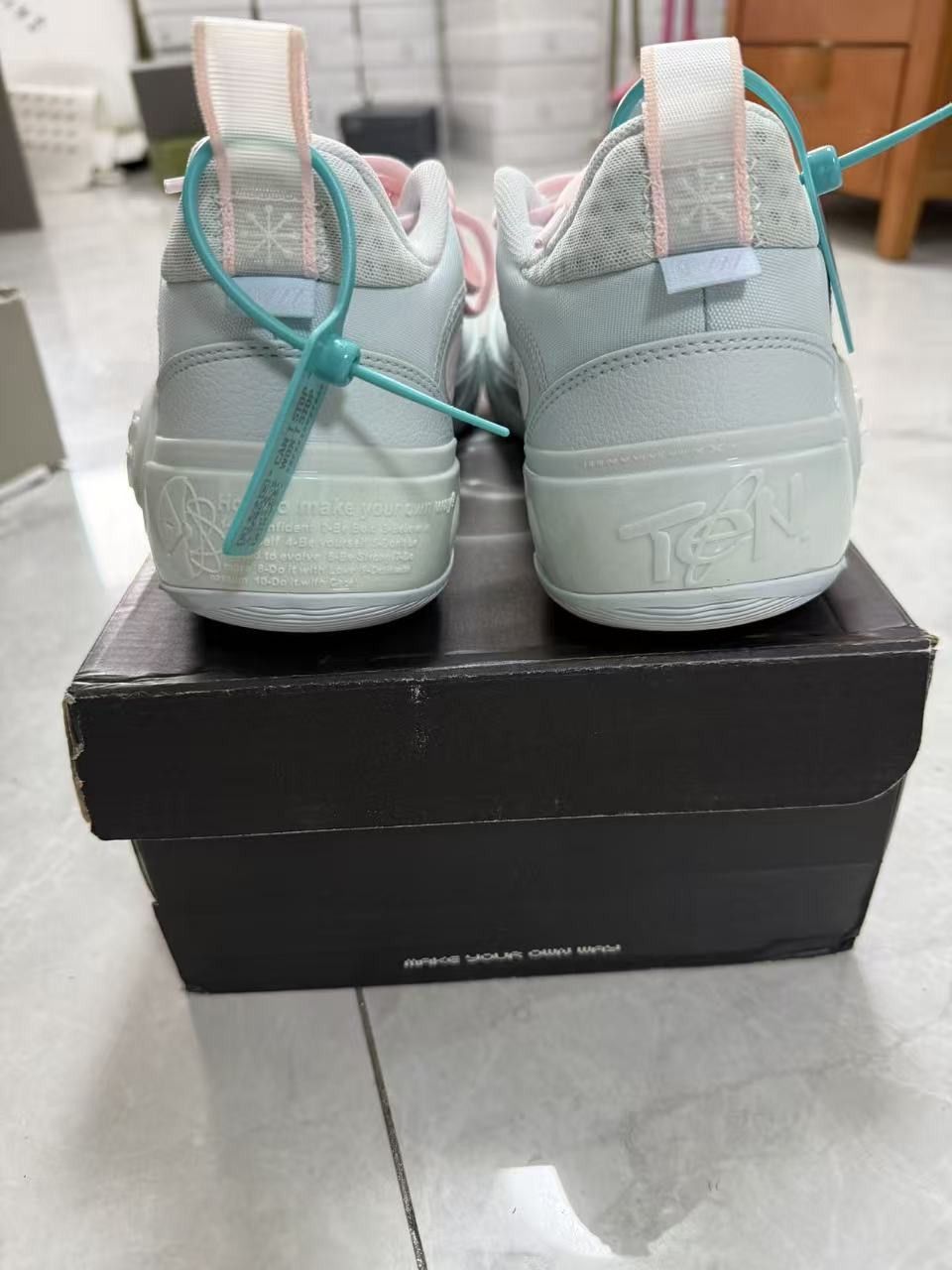 Li-Ning Li Ning Low-Top Sneakers Size US 10.5 / EU 43-44 - 5 Thumbnail
