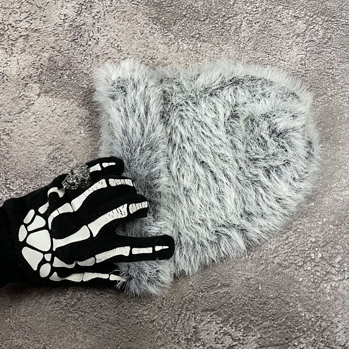 Vintage Vintage 90s Mohair Faux Fur Beanie Hat Fuzzy Grey Goth OS Size ONE SIZE - 5 Thumbnail