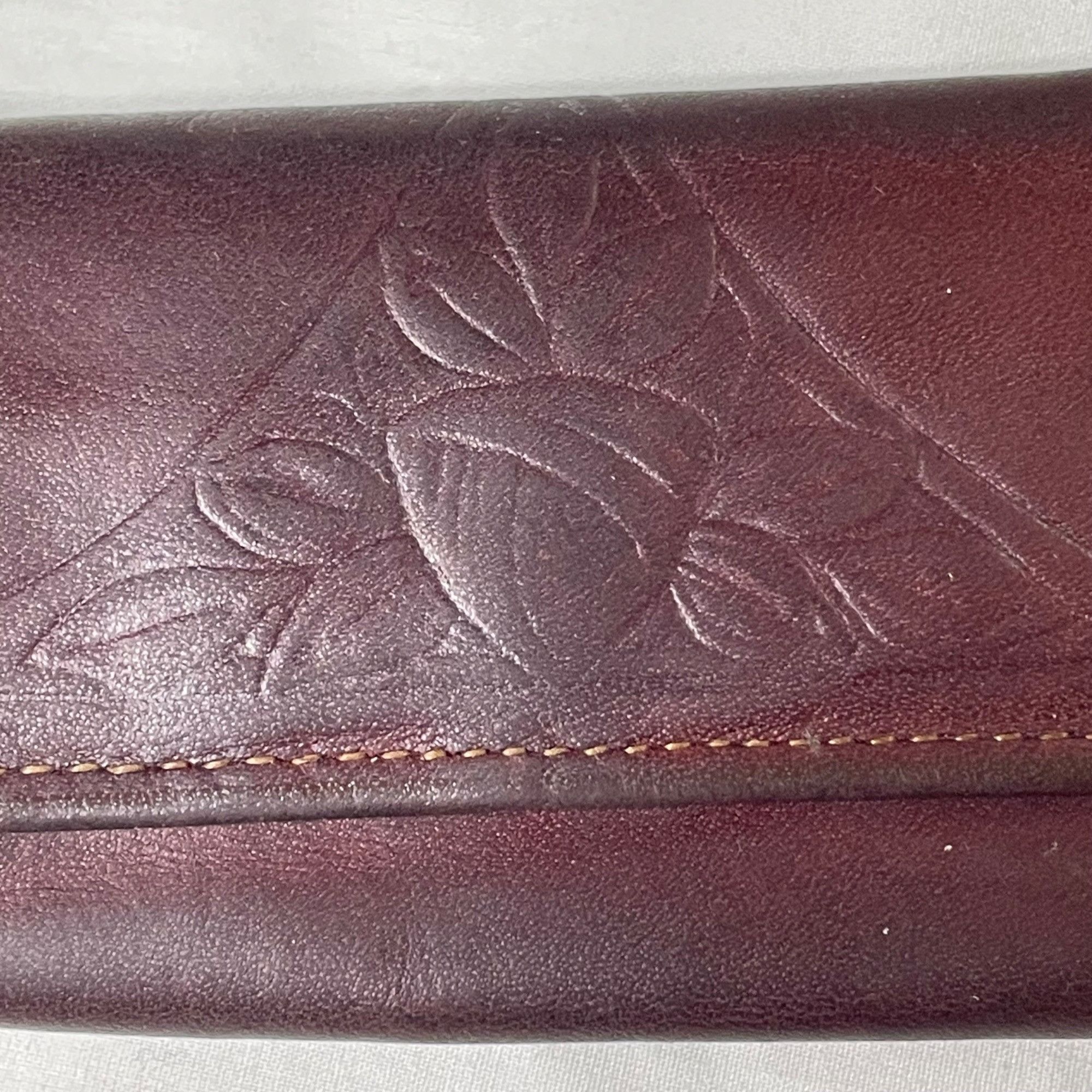Vintage Vintage Rolfs Tri Fold Key Caddy Key Holder Leather Cow Hide Size ONE SIZE - 2 Thumbnail