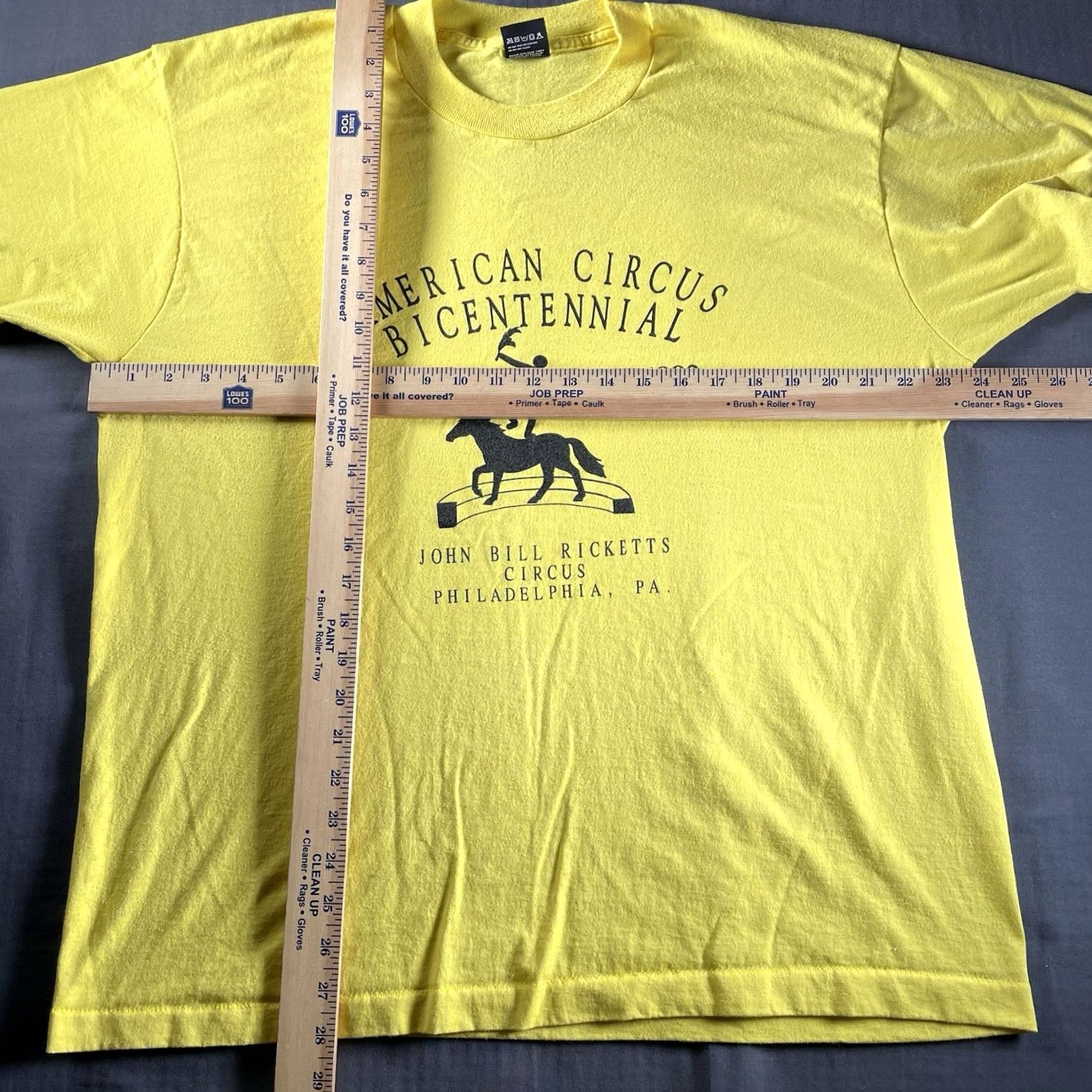 Vintage VINTAGE American Circus Bicentennial Shirt Mens XL Yellow Graphic Print Crew Neck Short Sleeve USA PA 90s Screen Stars Best T-Shirt Men Size US XL / EU 56 / 4 - 6 Thumbnail