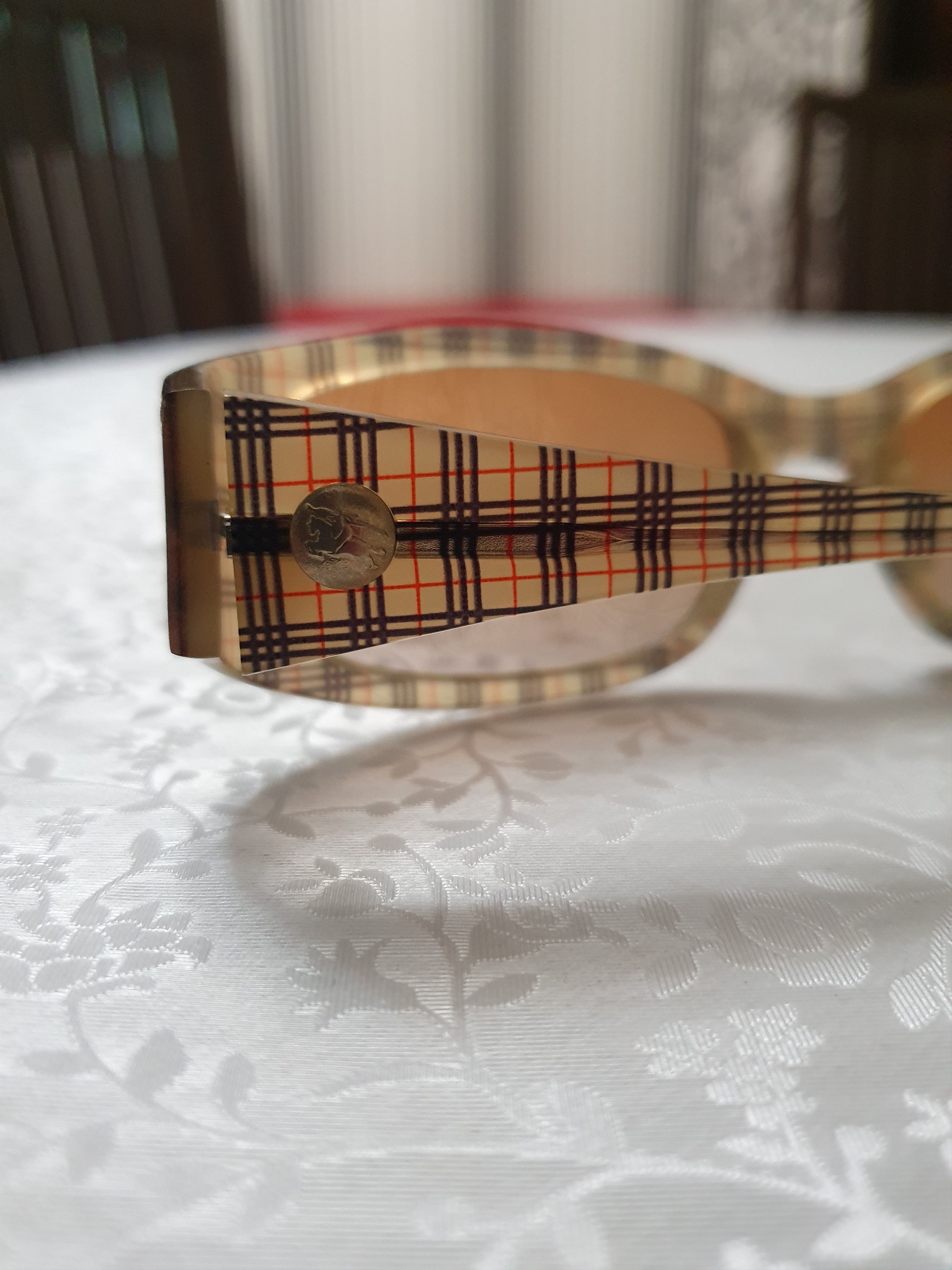 00's Burberry Vintage Y2k Nova-Check Retro-Punk Sunglasses