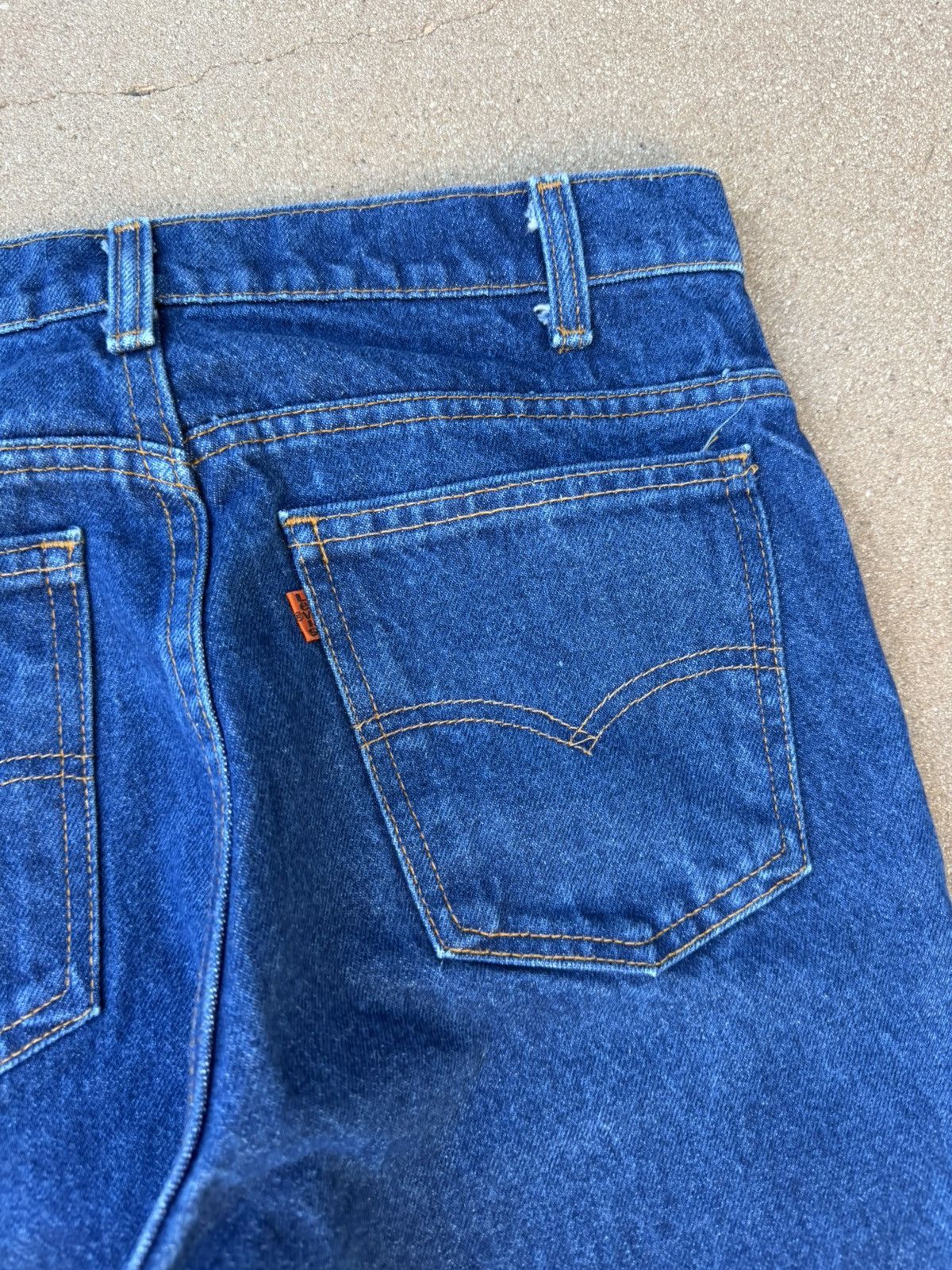 Levi's Vtg 80’s Levi’s 646 Orange Tab Bellbottom Flare Jeans 31x31 Size US 31 - 8 Thumbnail