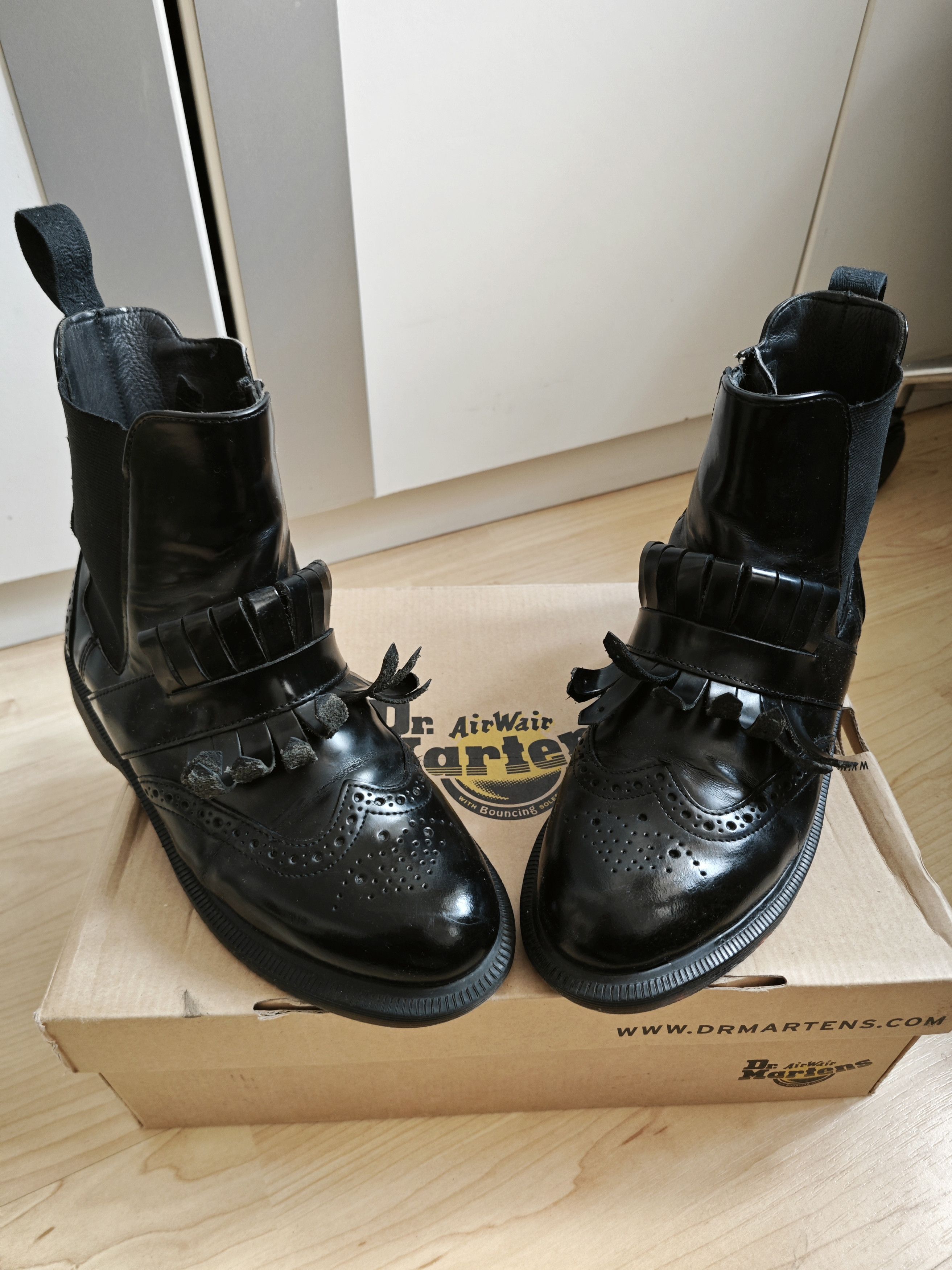 Dr. Martens Dr. Martens Tina Brogue Boots – Gr. 38 Size US 8 / IT 38 - 4 Thumbnail