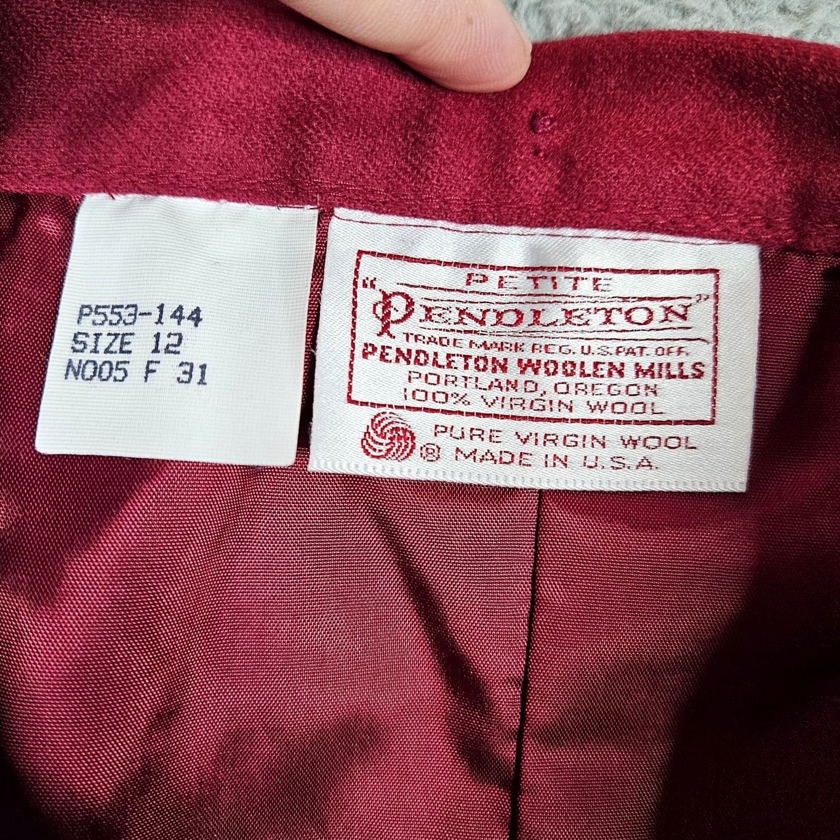 Pendleton VINTAGE Pendleton Skirt Women's A-Line Wool Red 12 Short Lined Vintage Size 34" / US 12 / IT 48 - 3 Thumbnail