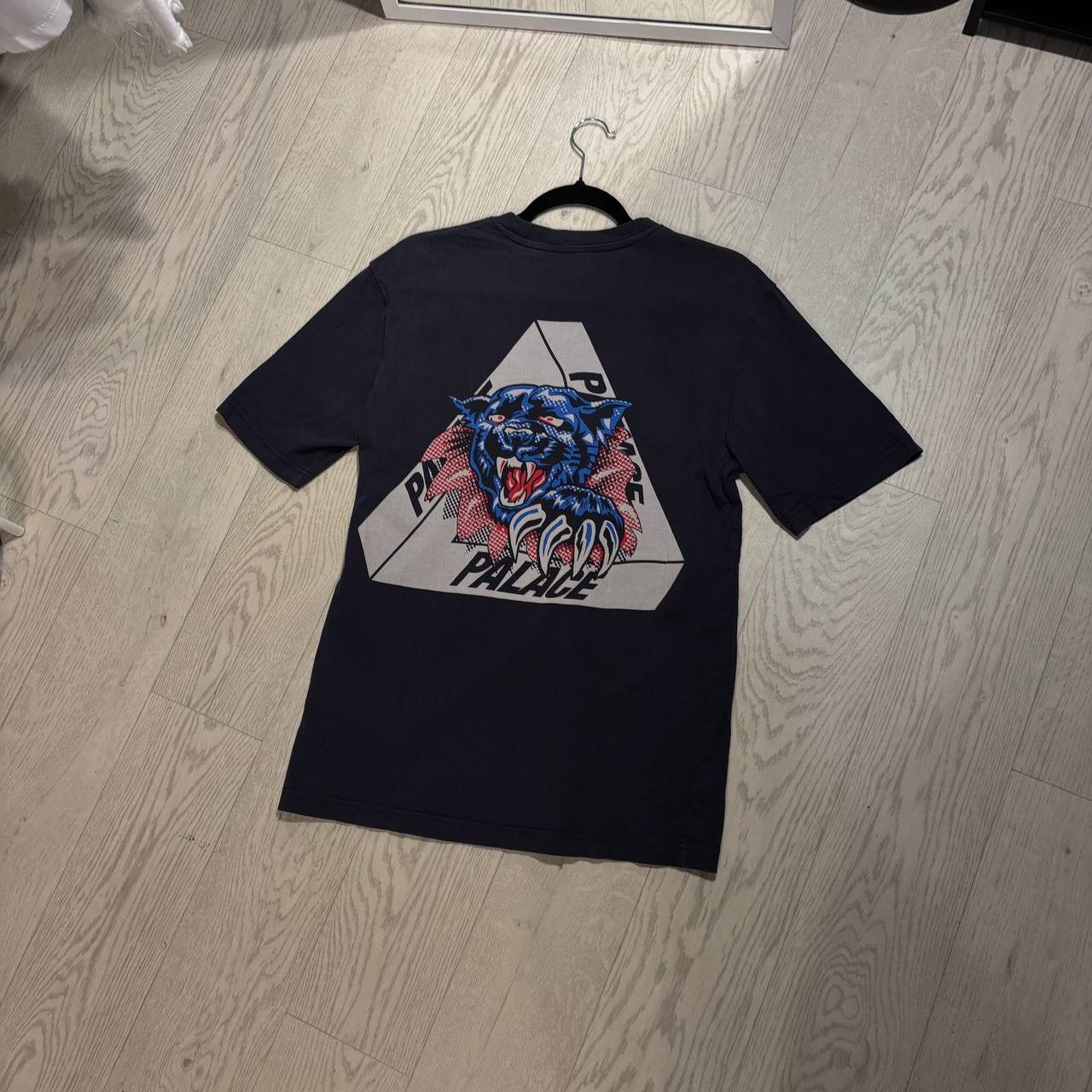 Palace Palace Ripped T-shirt Size:S Size US S / EU 44-46 / 1 - 3 Thumbnail