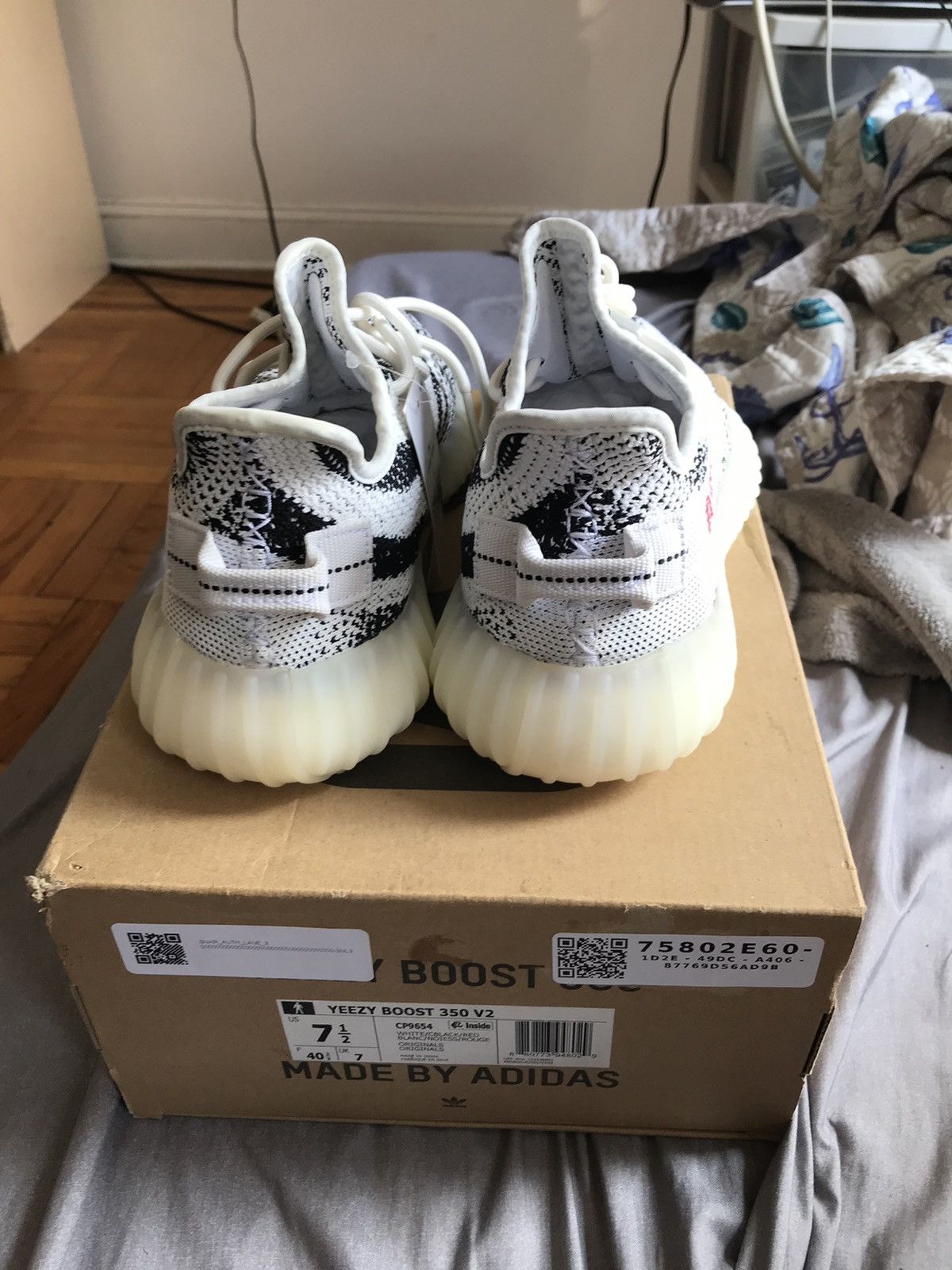 Yeezy Yeezy boost 350 V2 Size US 7.5 / EU 40-41 - 3 Thumbnail