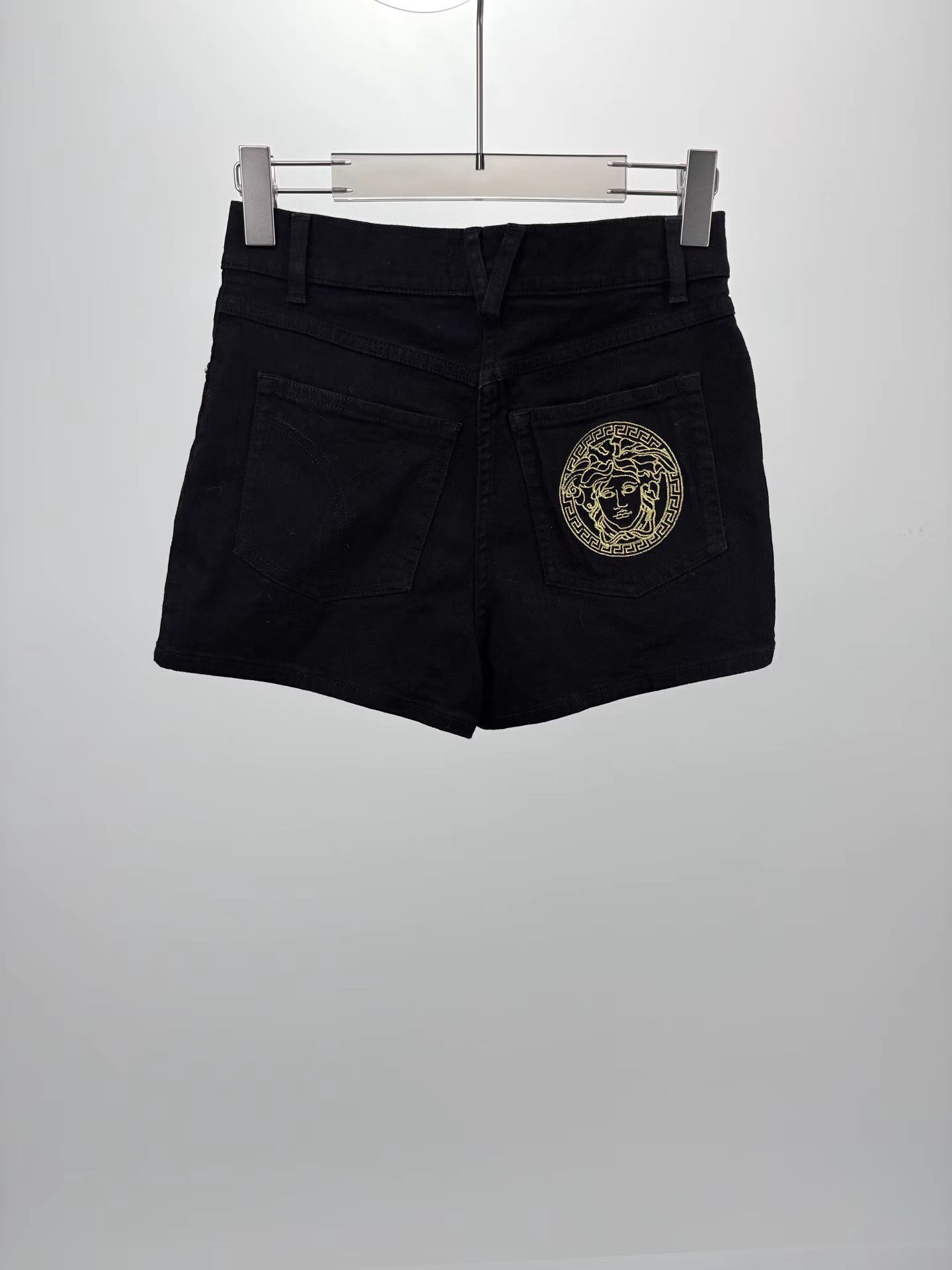 Versace VERSACE Medusa Back Pocket Shorts K1 Size 26" / US 2 / IT 38 - 2 Thumbnail
