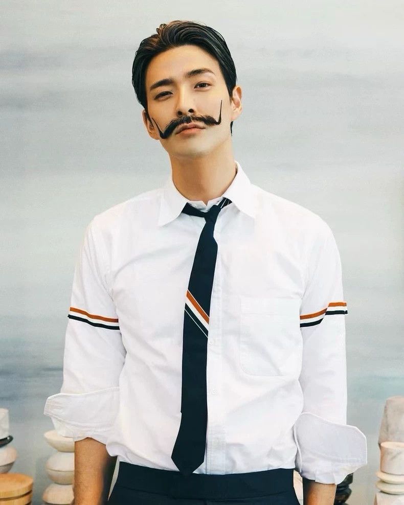 Other Thom Browne size2 Classic two-sleeved shirt Size US M / EU 48-50 / 2 - 7 Thumbnail