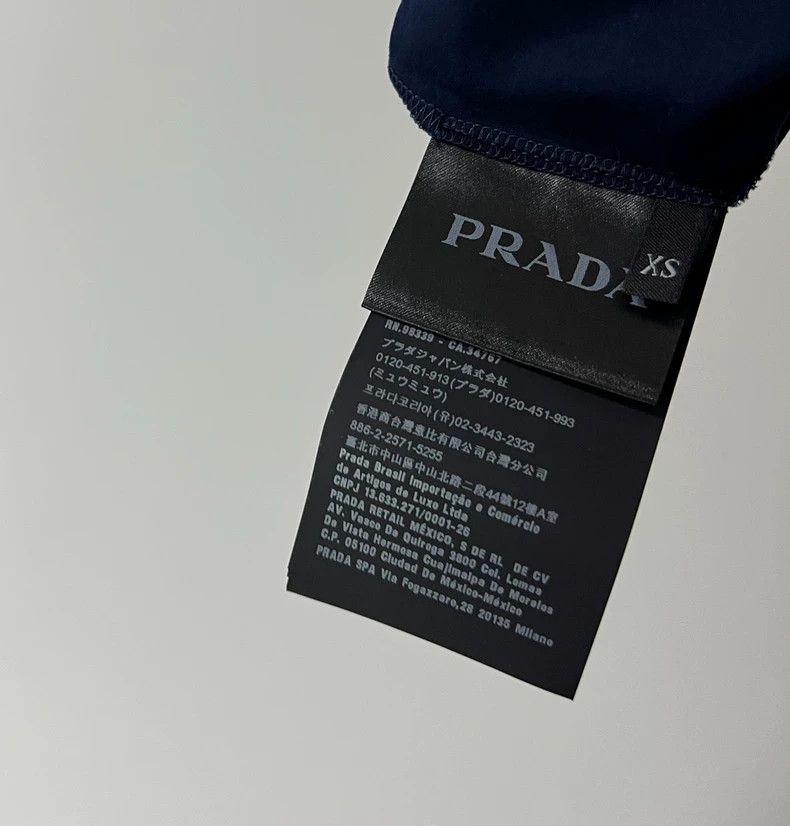 Prada Prada Long-sleeved 2501-Nextarrow Size US XS / EU 42 / 0 - 6 Thumbnail