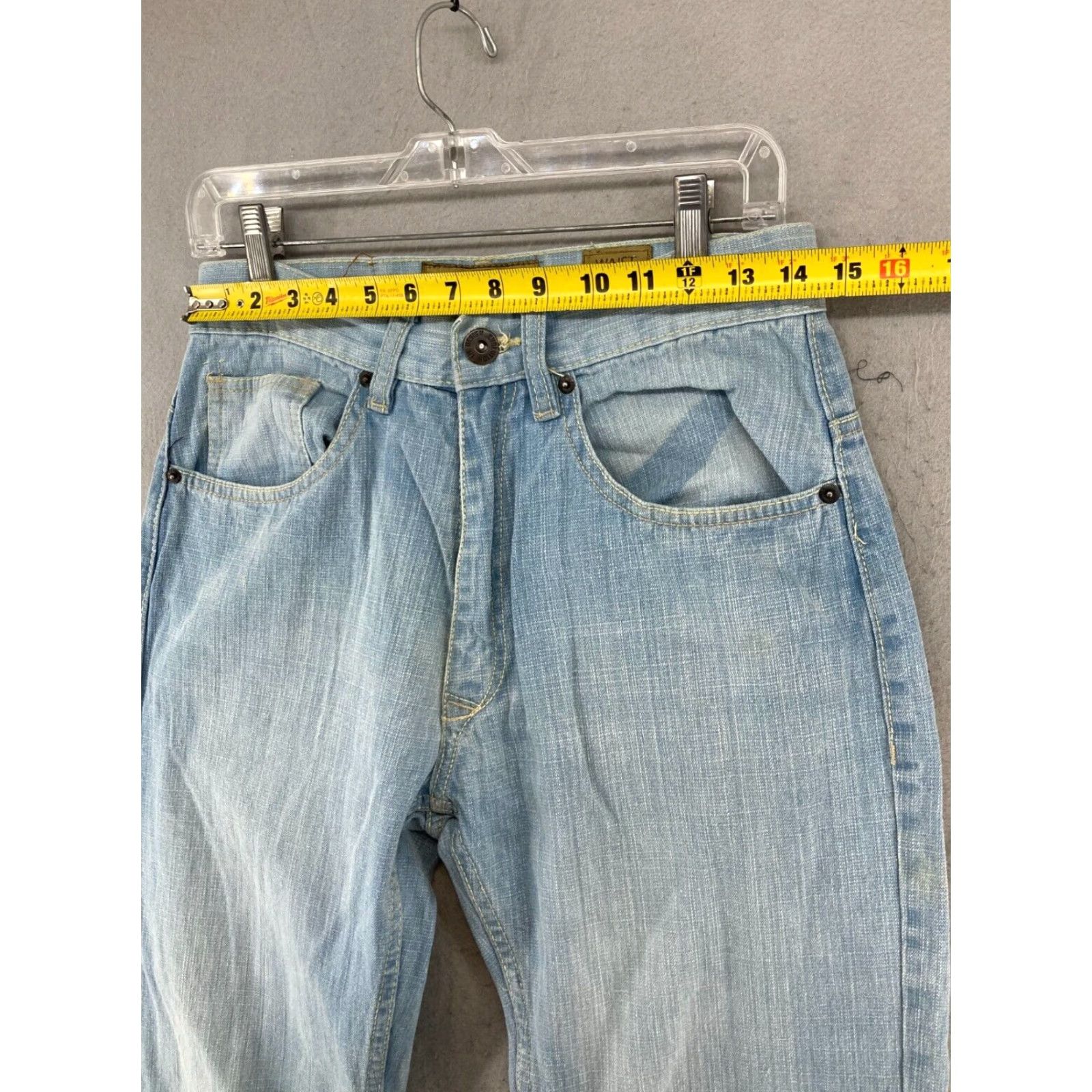 Vintage Evolution Denim Jeans 30x32 Straight Light Wash Mens Casual regular fit Blue Cotton Denim 5-Pocket Design 30 Inseam Mid Rise Size US 30 / EU 46 - 2 Thumbnail