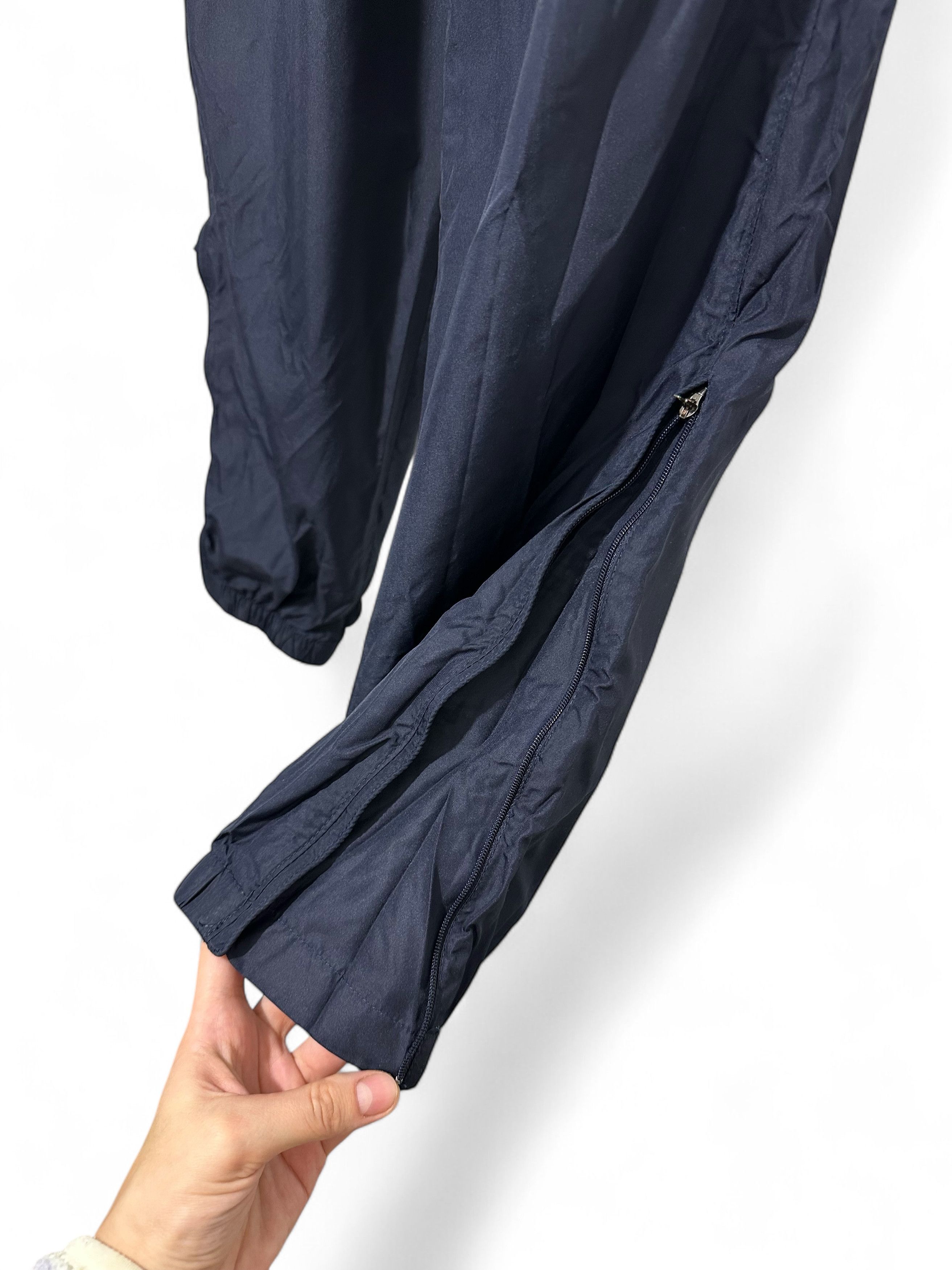 Nike × Vintage Vintage Nike Nylon Track Pants Blue Ukranian Swoosh (M) Size US 32 / EU 48 - 3 Thumbnail