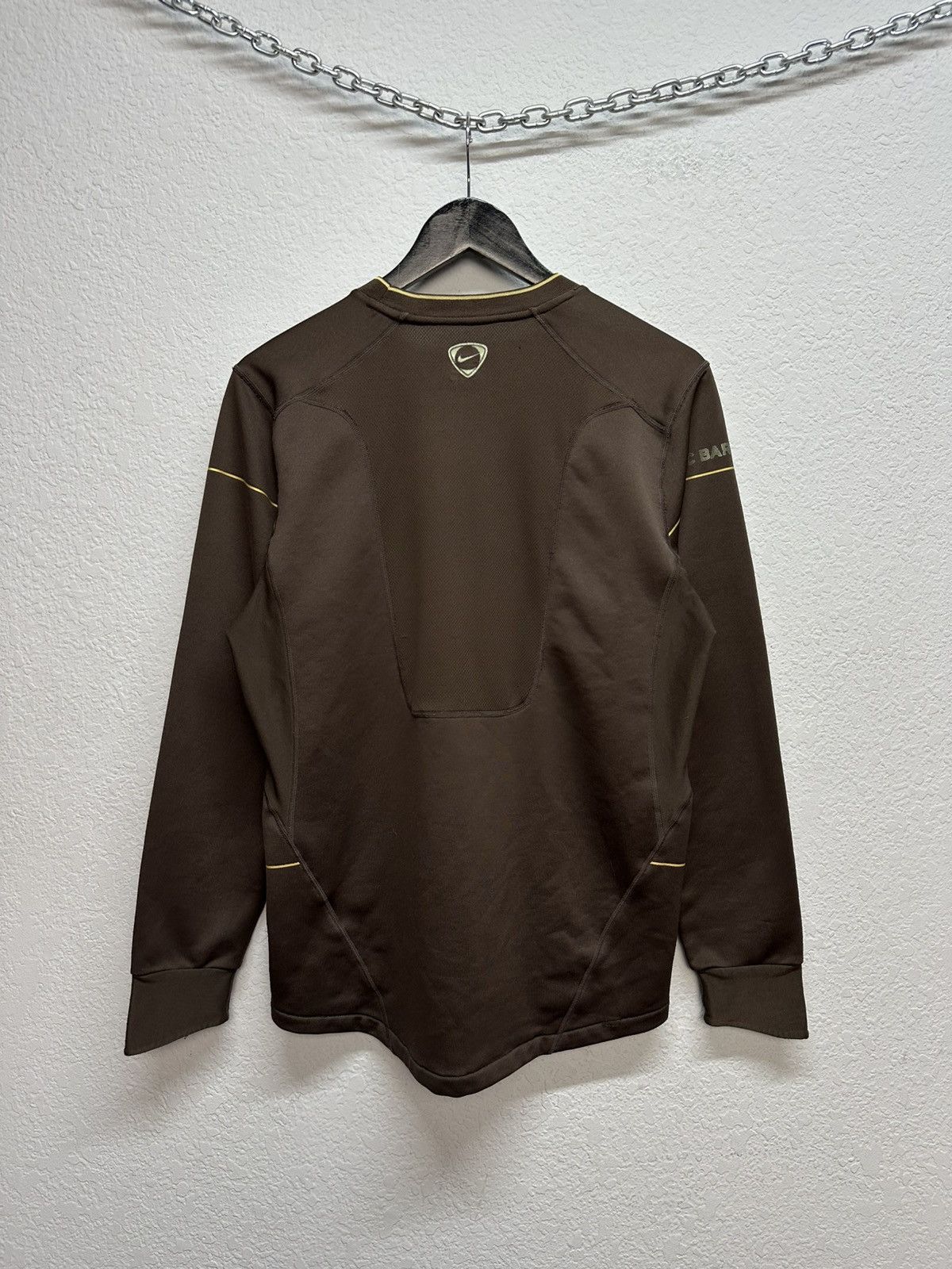 Travis Scott Vintage Nike Barcelona 2008 Long Sleeve Travis Scott Brown Size US S / EU 44-46 / 1 - 6 Thumbnail