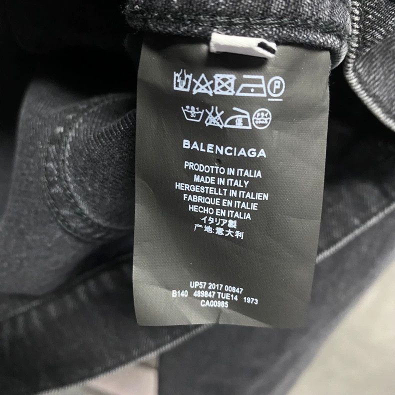 Balenciaga Balenciaga Black Sinners Embroidered Logo Denim Jacket Size US M / EU 48-50 / 2 - 5 Thumbnail