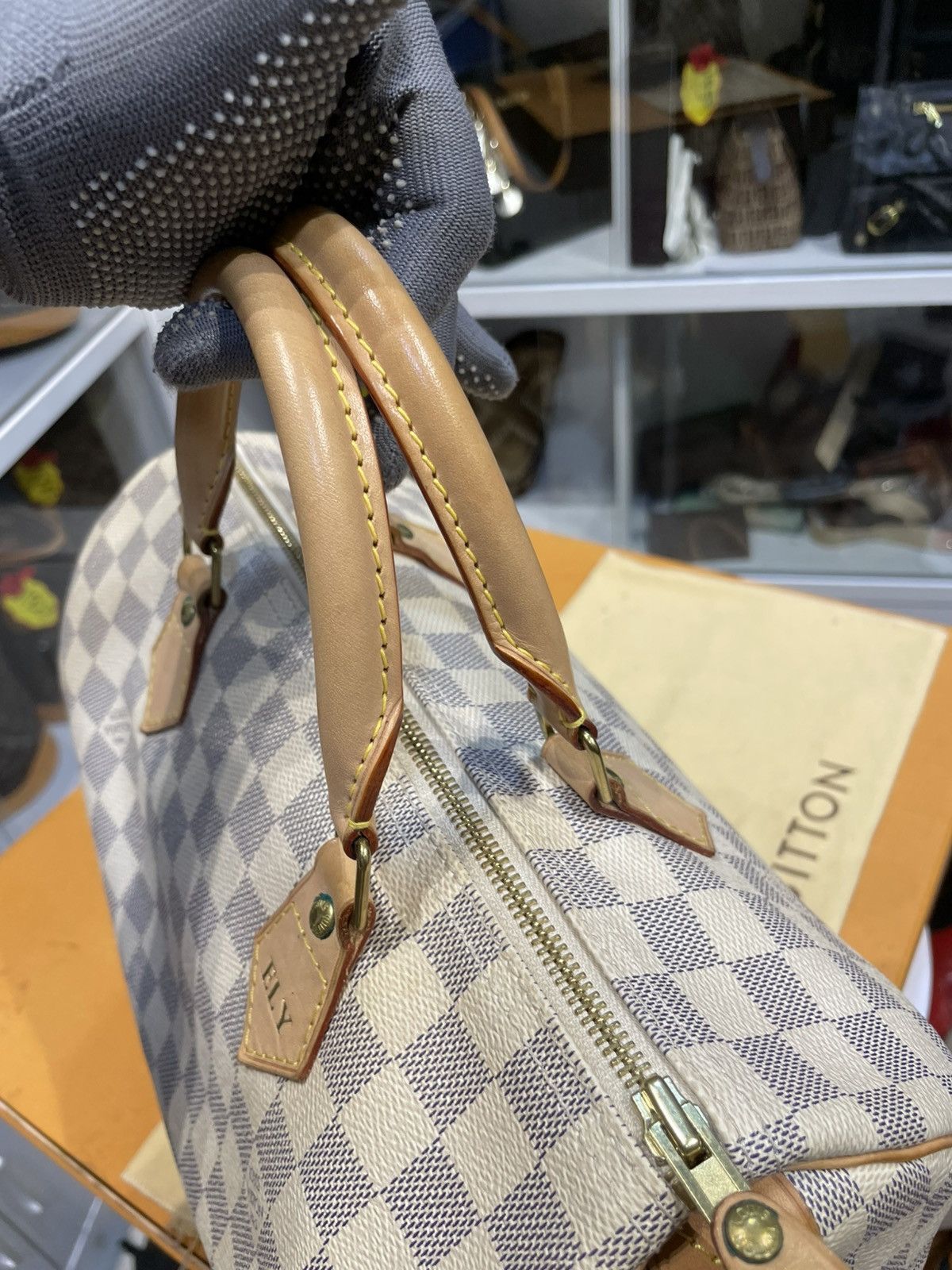 Louis Vuitton AUTHENTIC LOUIS VUITTON DAMIER AZURE SPEEDY 30 Size ONE SIZE - 10 Thumbnail