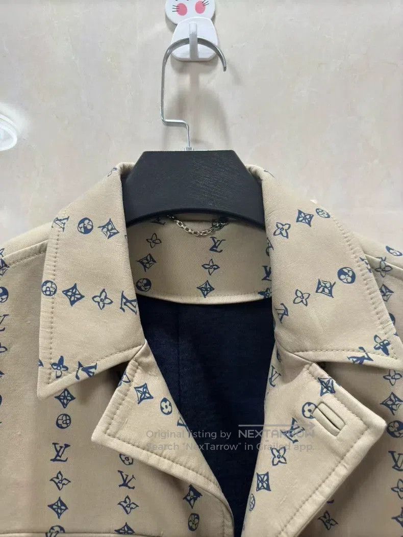 Louis Vuitton Louis Vuitton Monogram presbyopic full logo full print str Size US S / EU 44-46 / 1 - 2 Thumbnail
