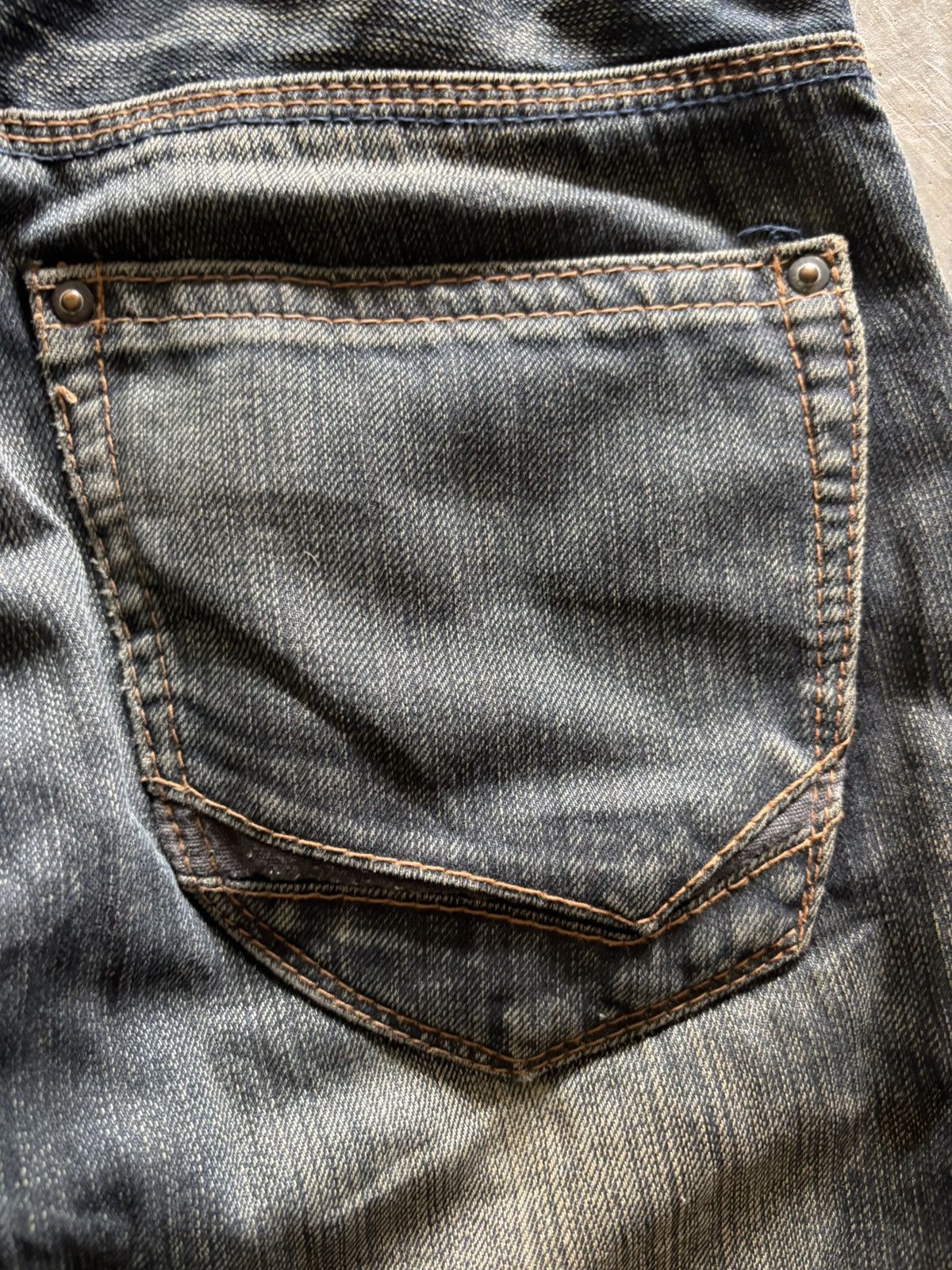 Japanese Brand FLARE DISTRESSED NICOLE CLUB FOR MEN RUSTY WASHED JAPANESE Size US 30 / EU 46 - 22 Thumbnail