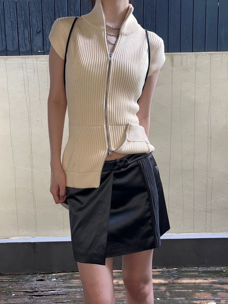 Prada Prada Sporty wrap-around half skirt Size 26" / US 2 / IT 38 - 2 Thumbnail