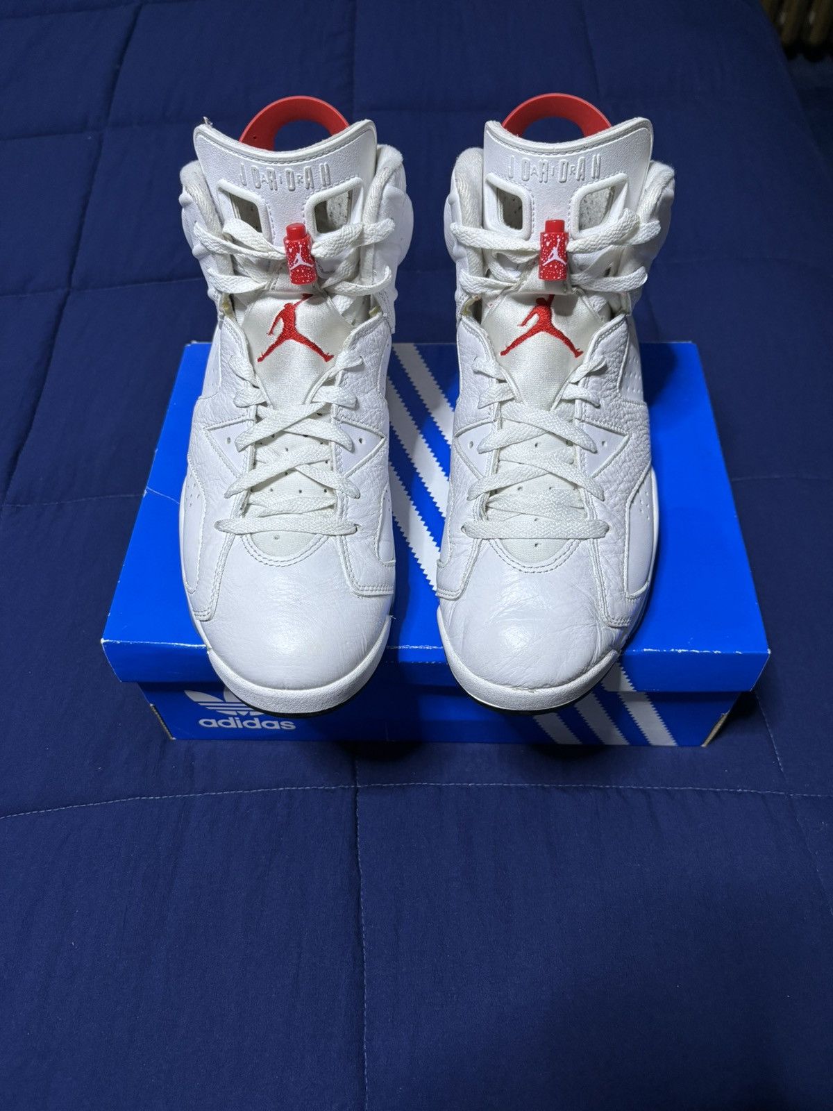 Jordan Brand Jordan 6 Retro Red Oreo 2022 Size 10.5 Size US 10.5 / EU 43-44 - 2 Thumbnail