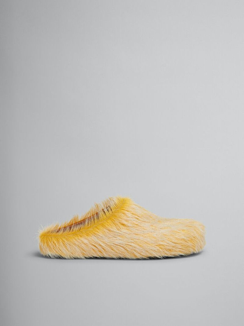 Marni o1f1d3z0526 Long-Haired Calfskin Fussbett Sabot in Yellow Size US 7 / IT 37 - 1 Thumbnail