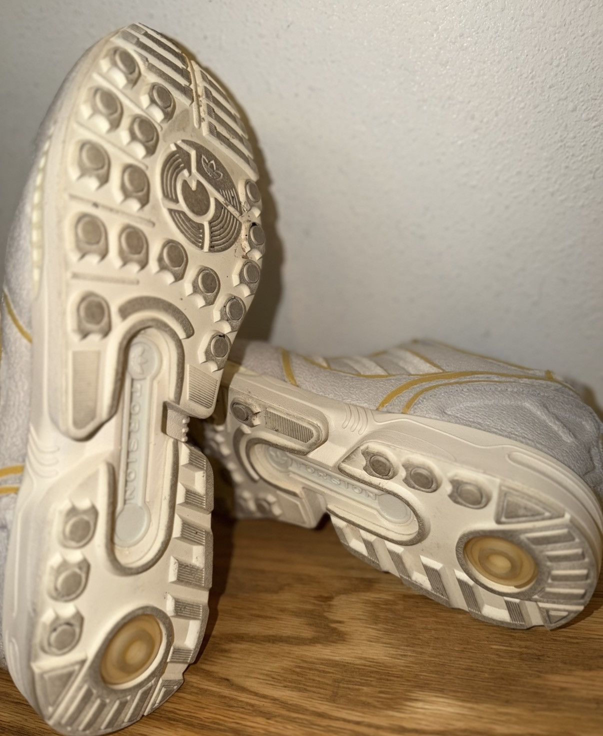 Adidas Adidas COZY ZX 8000 Cozy Originals Sneakers size 10.5 Size US 10.5 / EU 43-44 - 7 Thumbnail