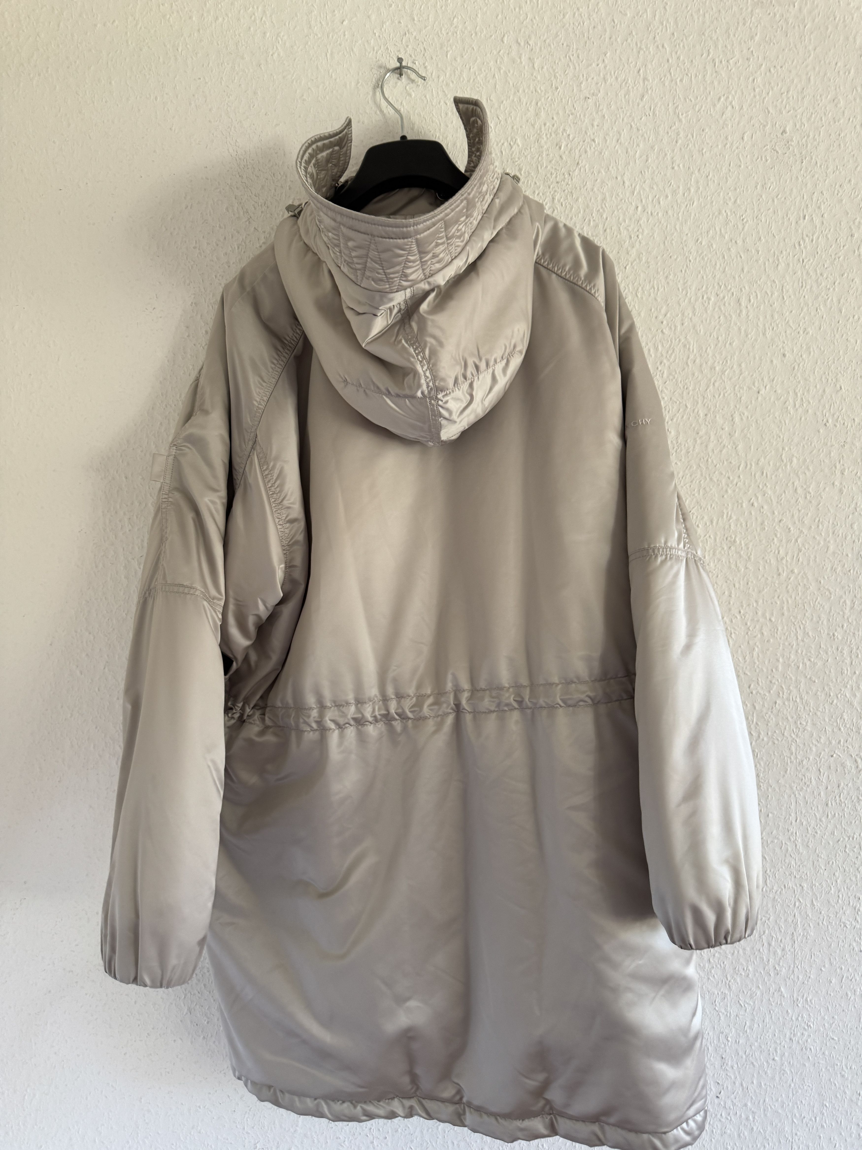 Givenchy Pre Fall 21 Metallic Silver Coat Size US XL / EU 56 / 4 - 3 Thumbnail